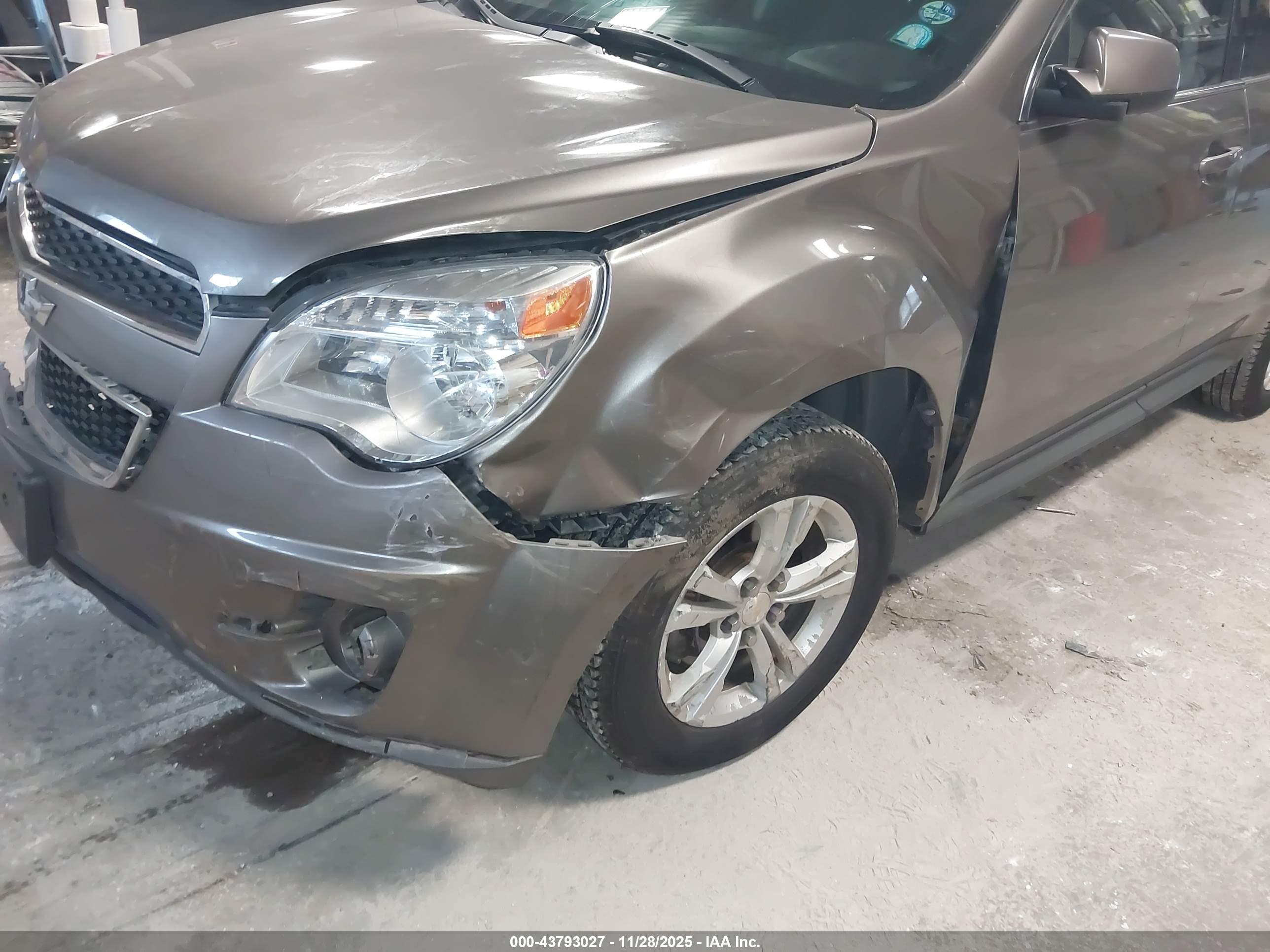 CHEVROLET EQUINOX image 6