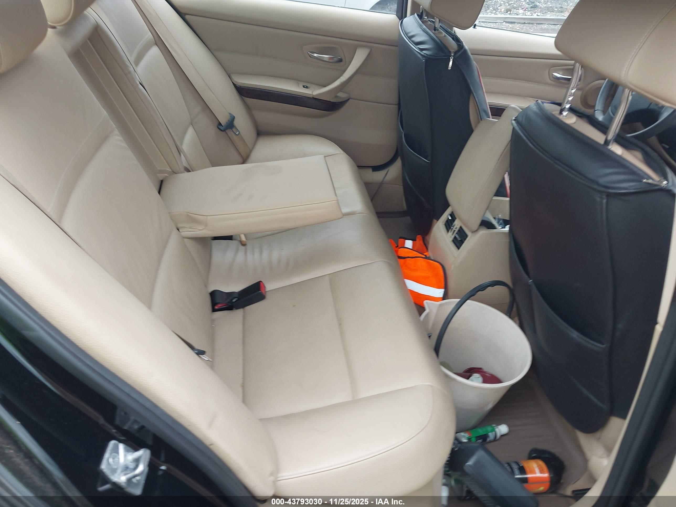 BMW 328I image 8