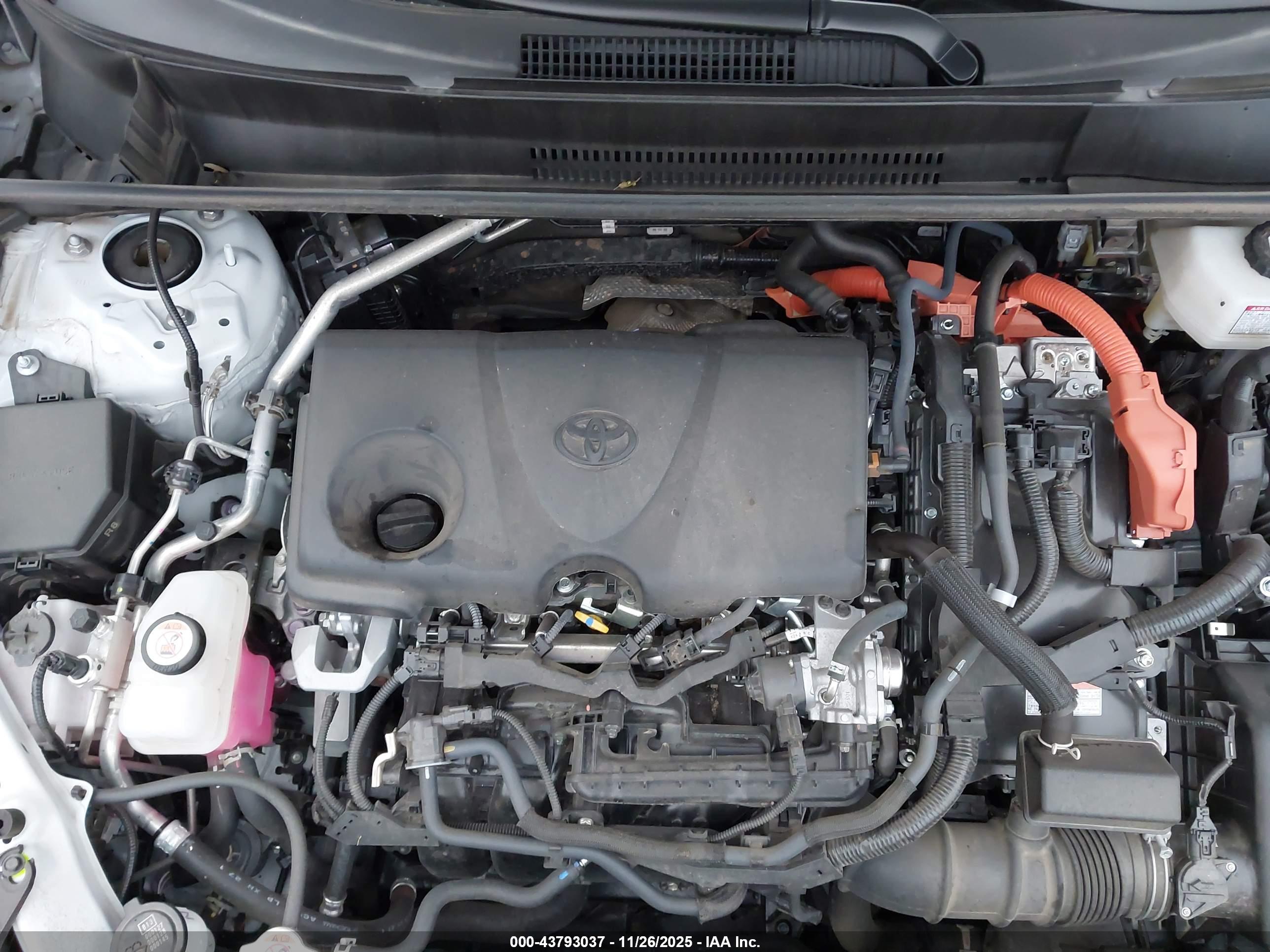 TOYOTA RAV4 image 11