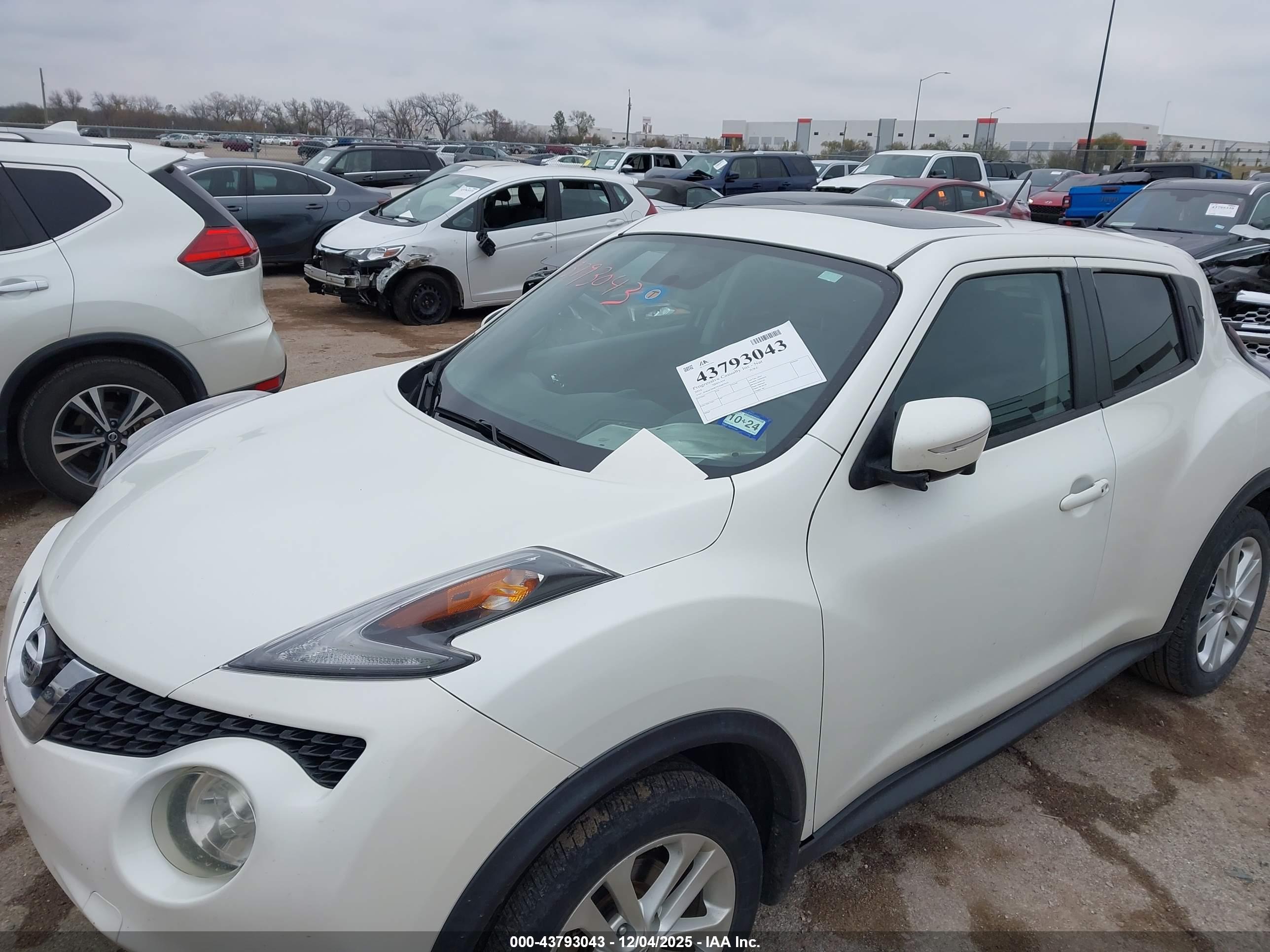NISSAN JUKE image 6