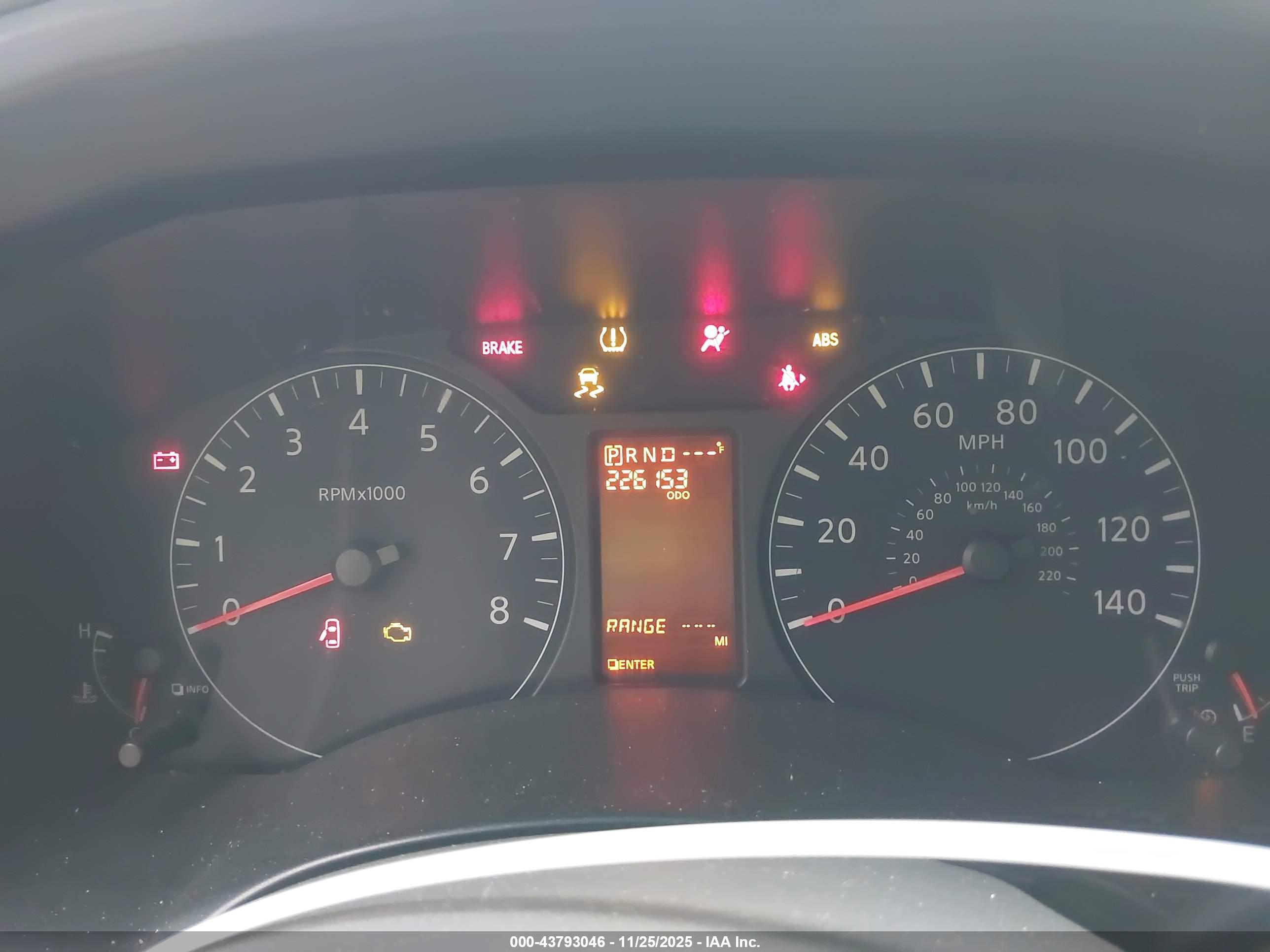 NISSAN NV image 7