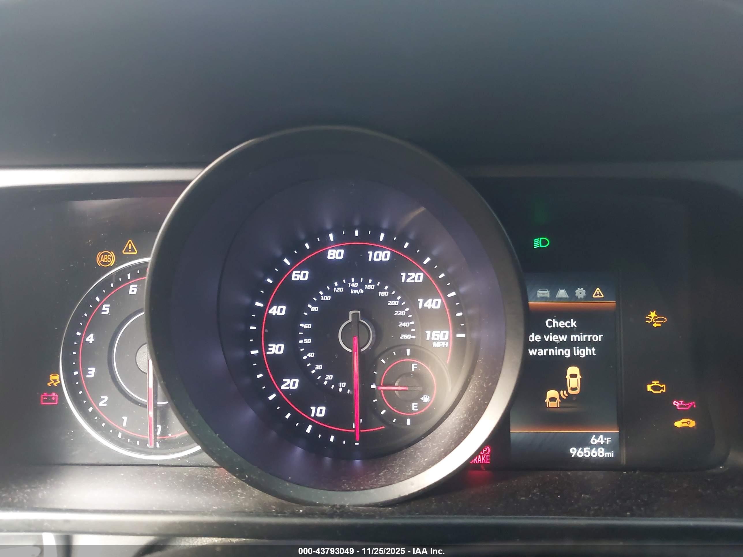 HYUNDAI ELANTRA image 7