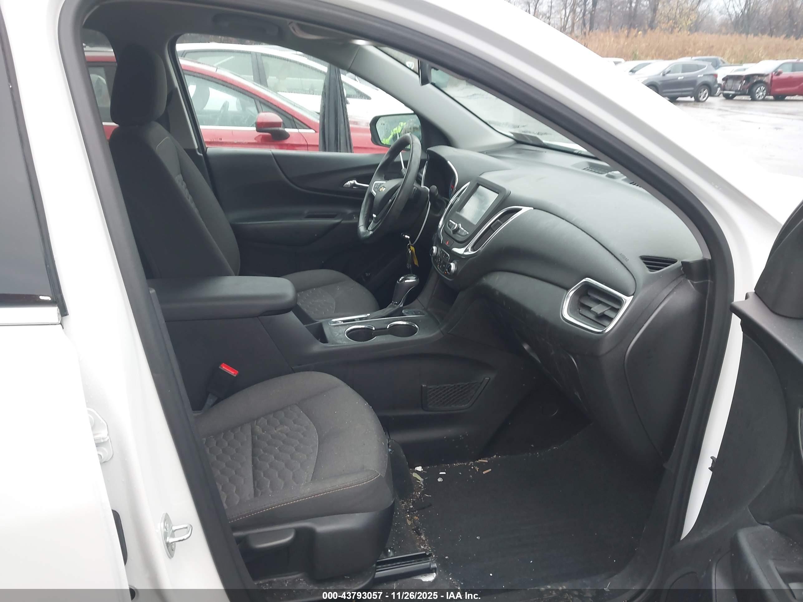 CHEVROLET EQUINOX image 5