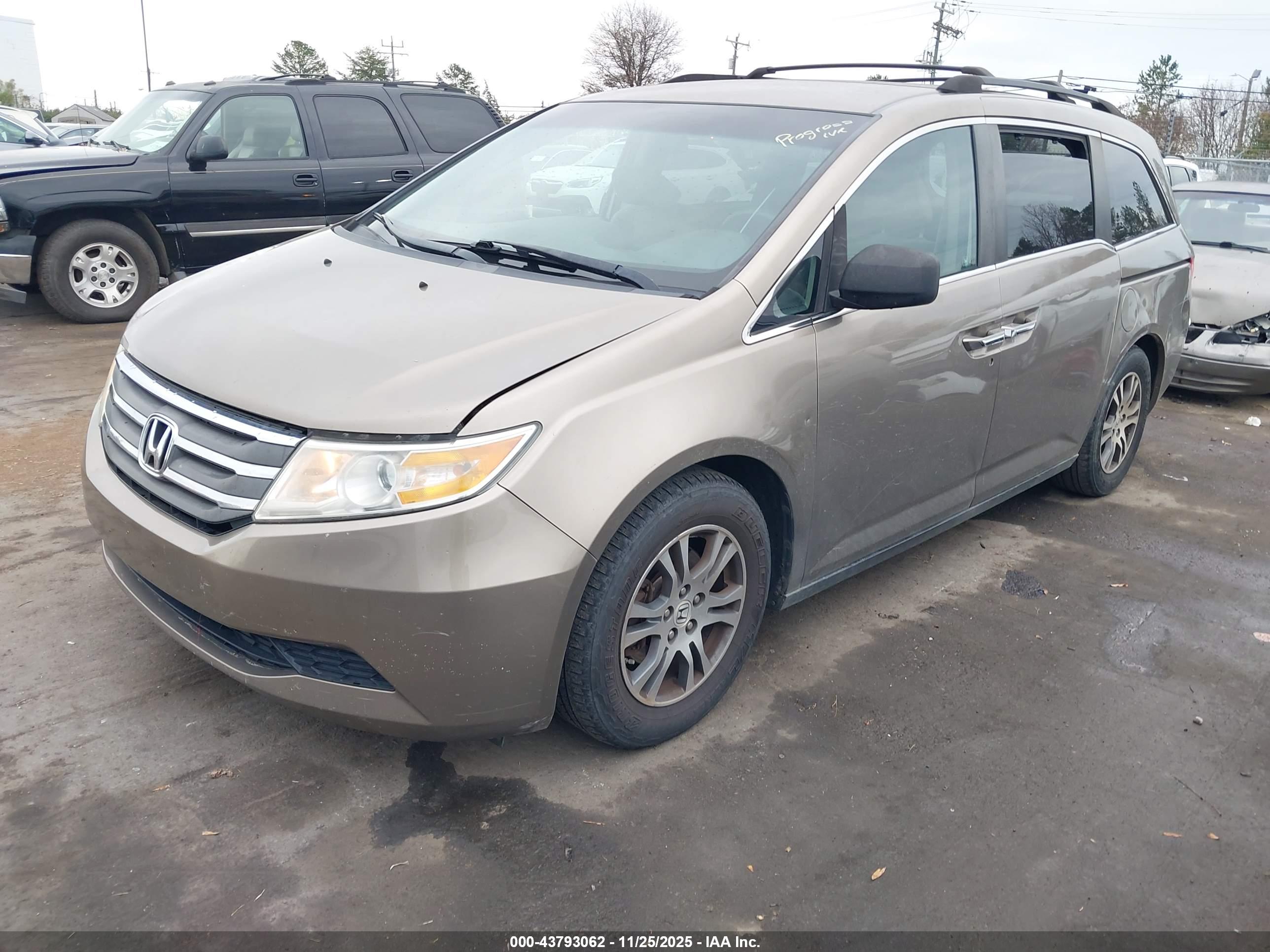 HONDA ODYSSEY image 2