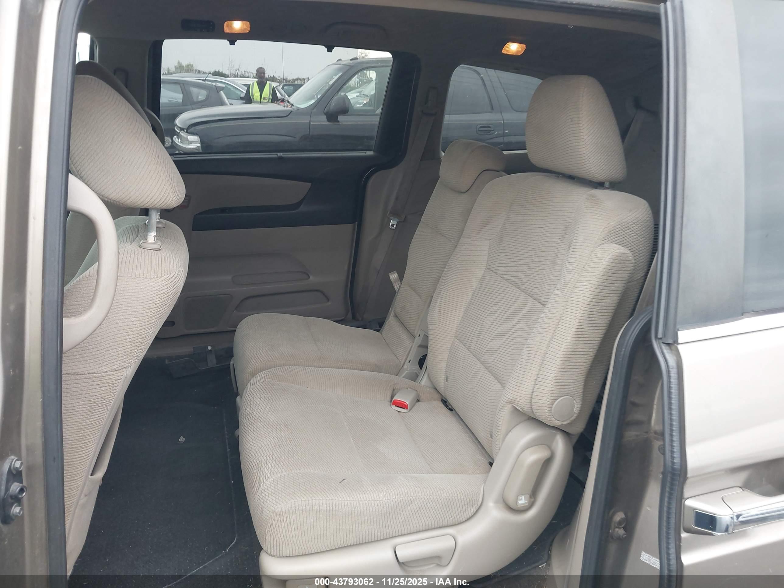 HONDA ODYSSEY image 8