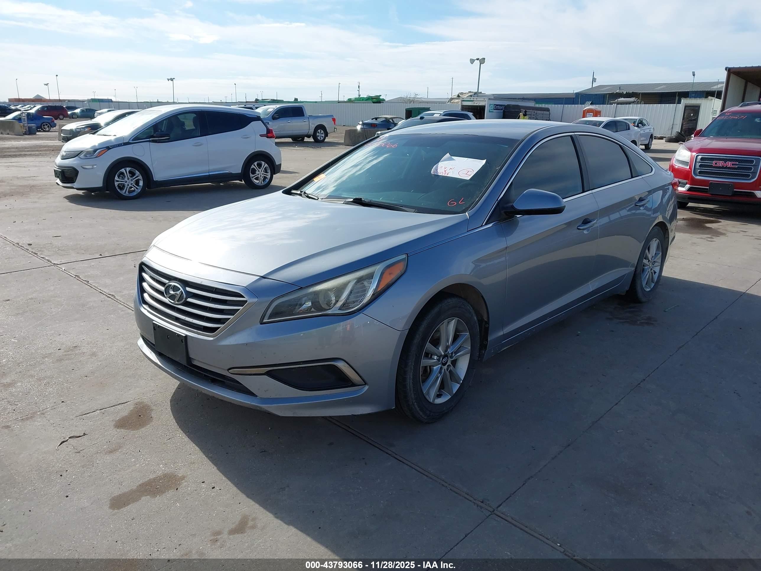 HYUNDAI SONATA image 2