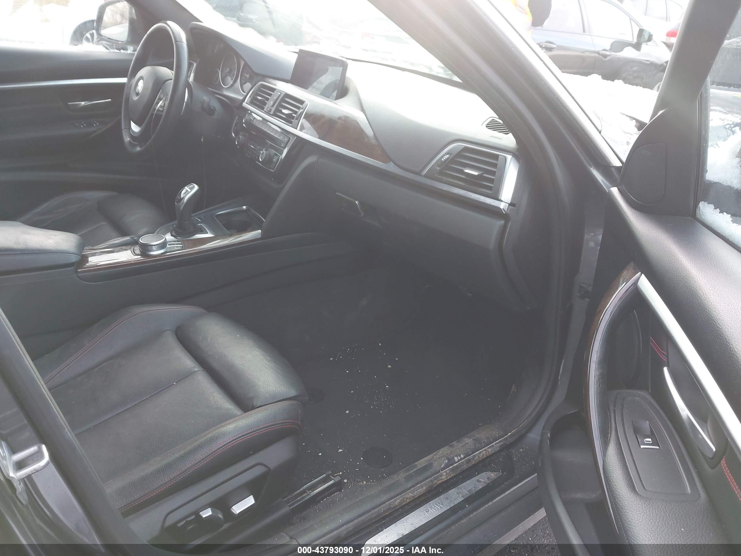 BMW 330I image 5
