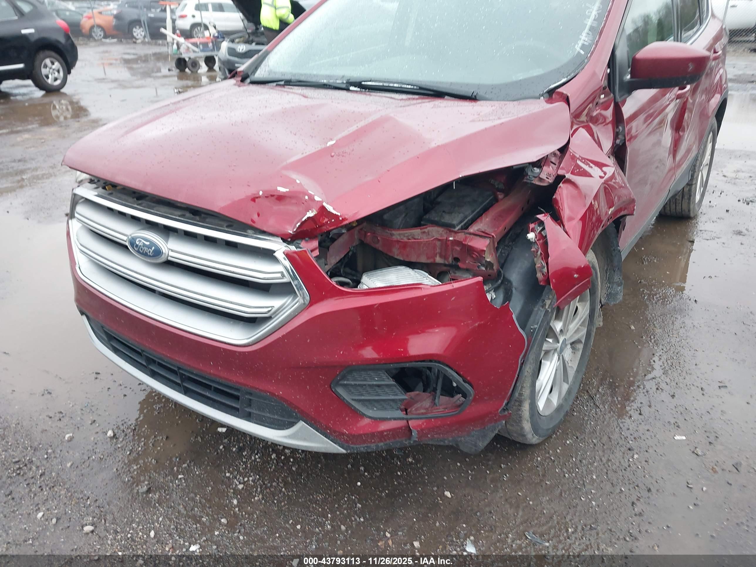 FORD ESCAPE image 6
