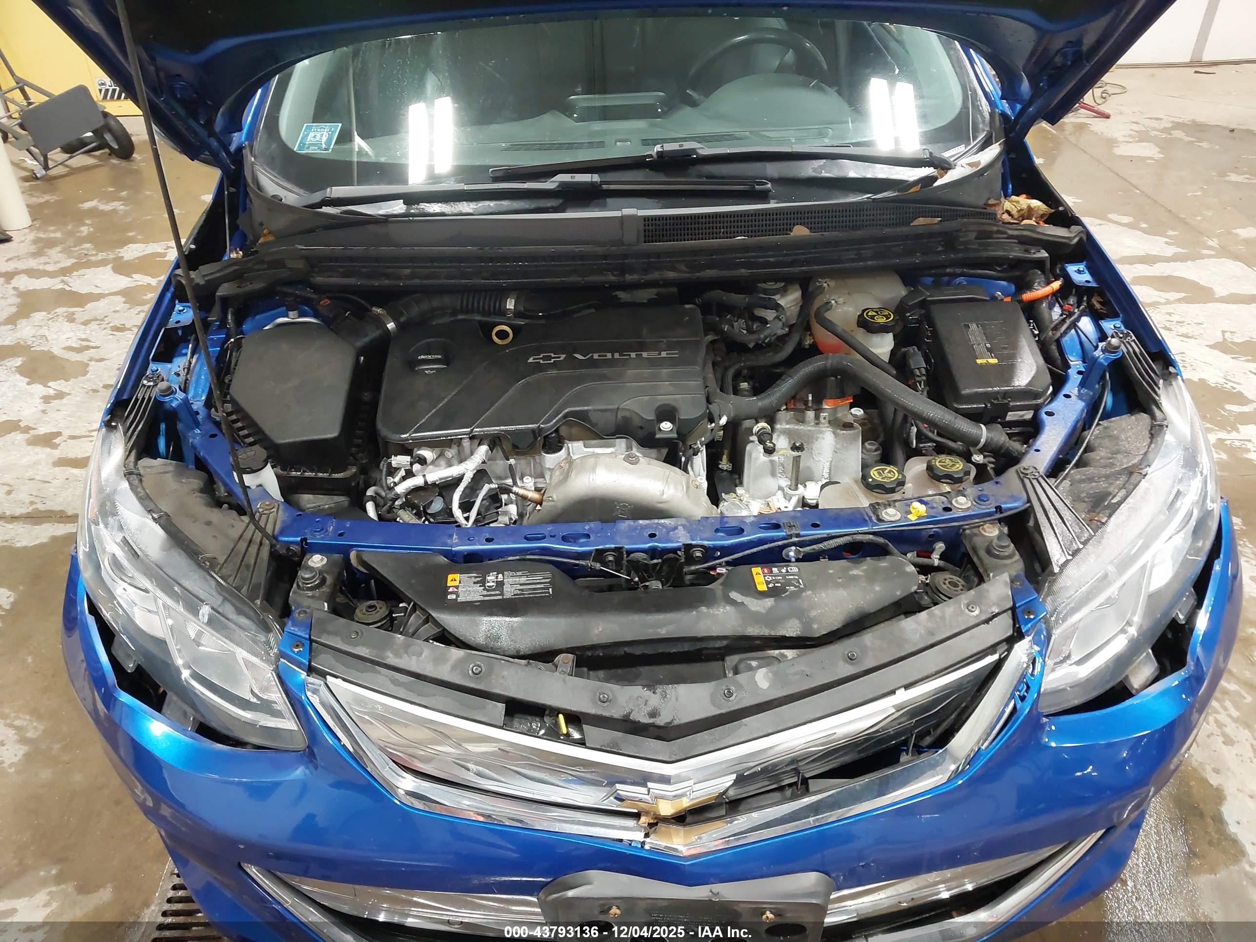 CHEVROLET VOLT image 10
