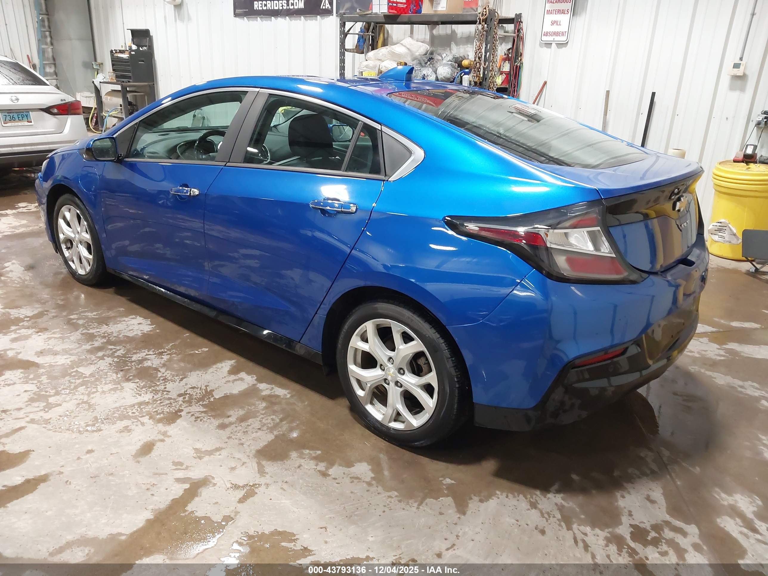 CHEVROLET VOLT image 3