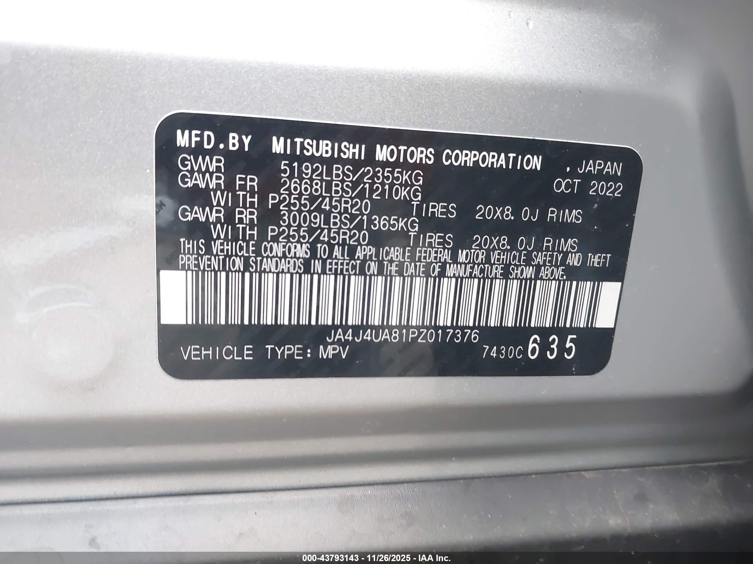 MITSUBISHI OUTLANDER image 9