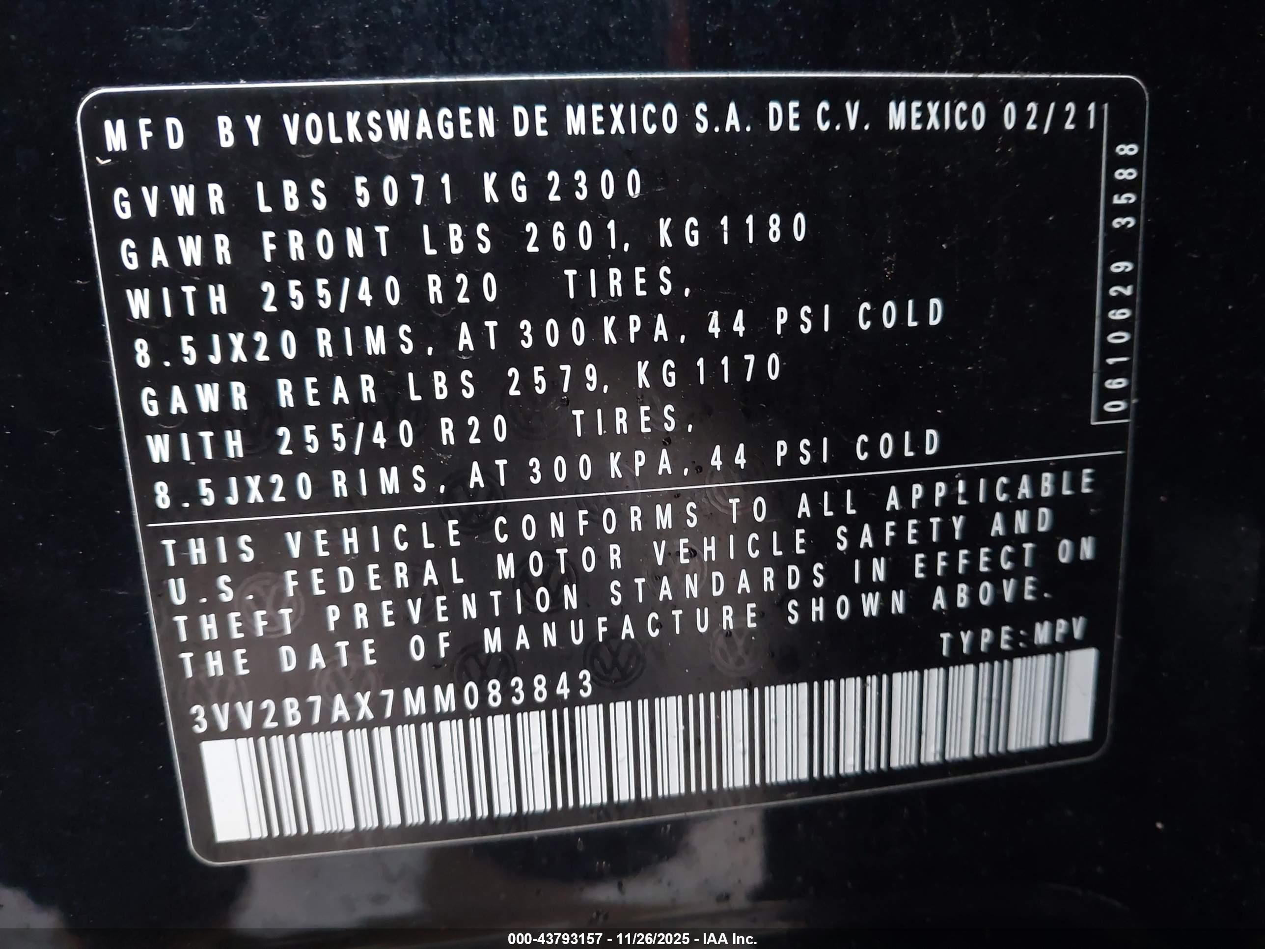 VOLKSWAGEN TIGUAN image 9