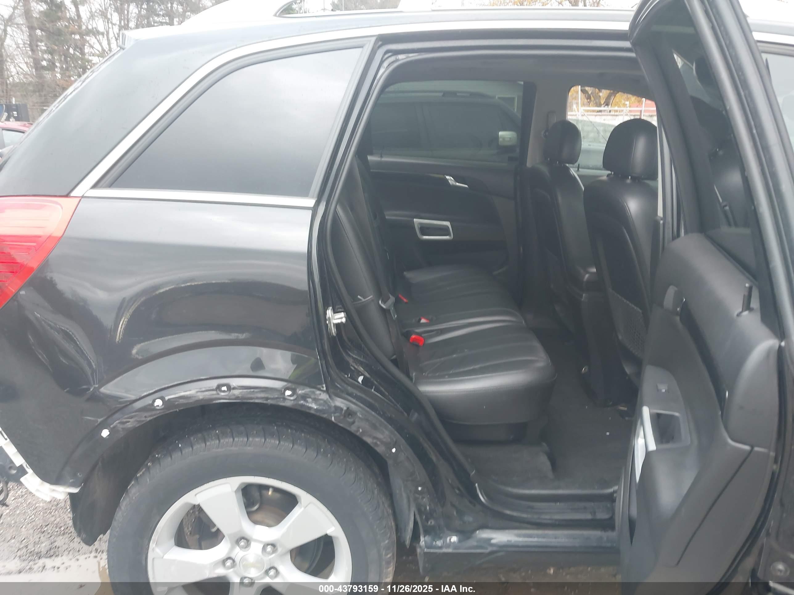 CHEVROLET CAPTIVA image 8