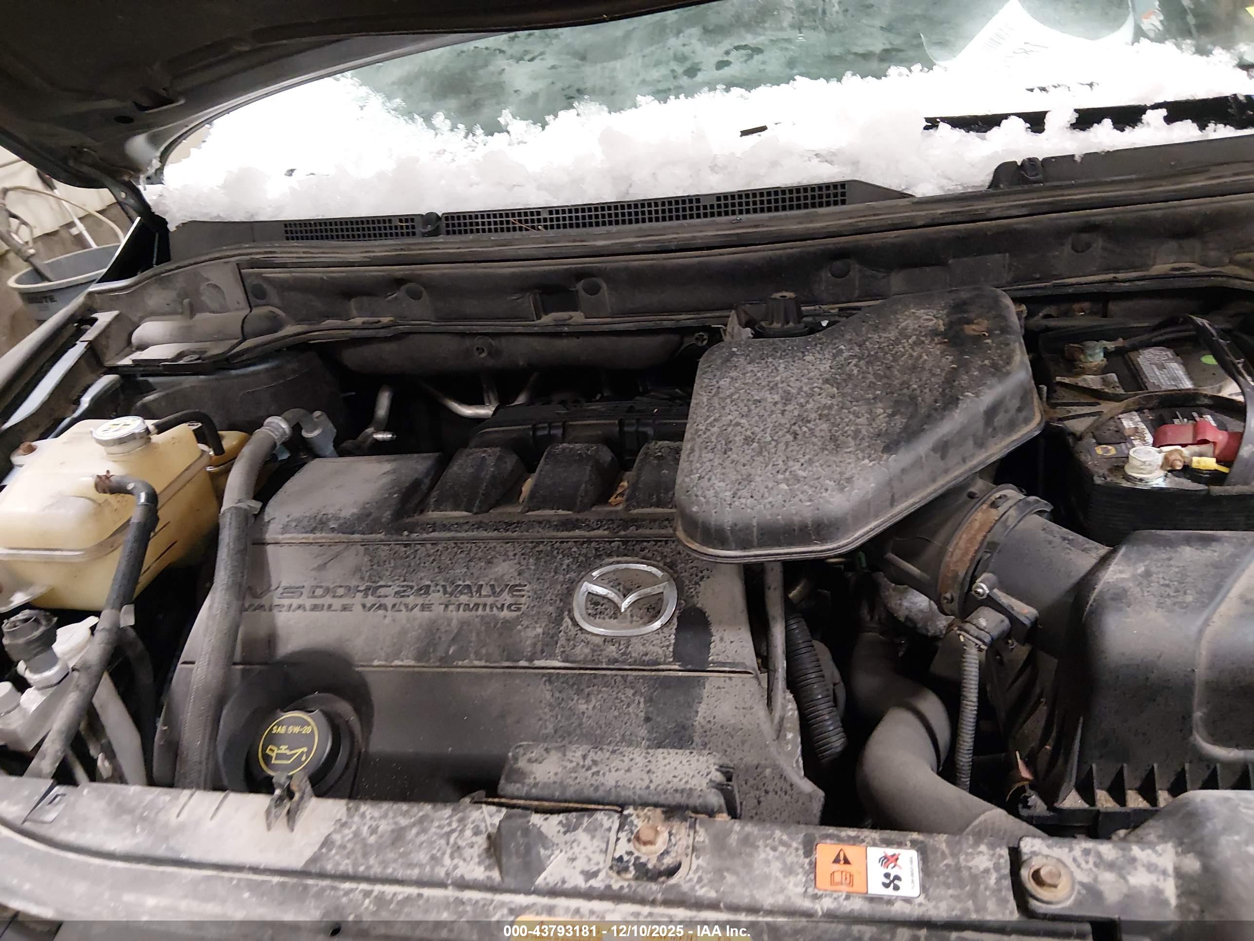 MAZDA CX-9 image 10