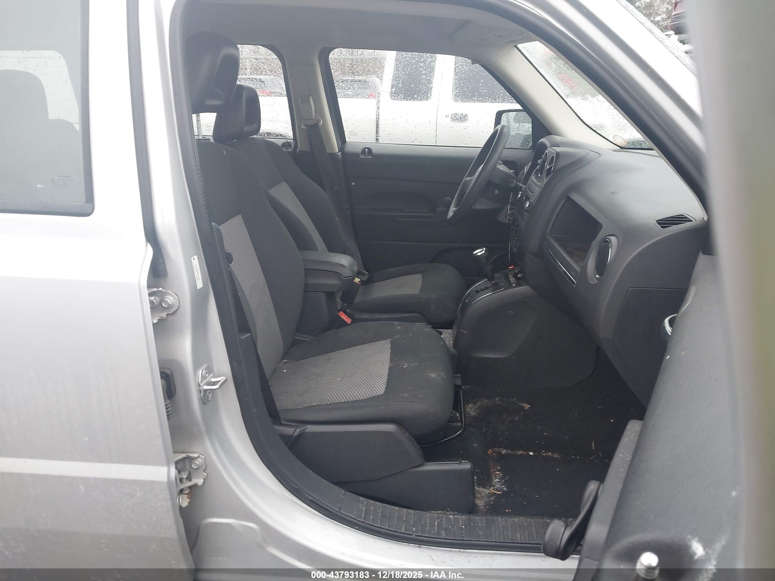 JEEP PATRIOT image 5
