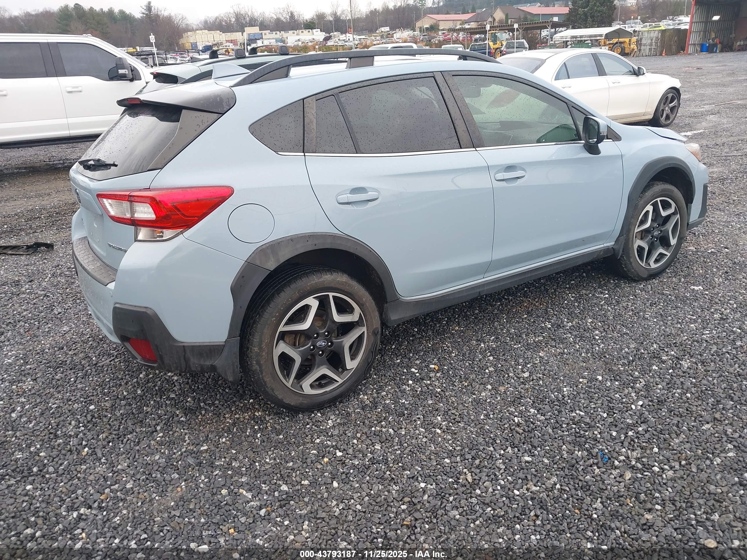 SUBARU CROSSTREK image 4