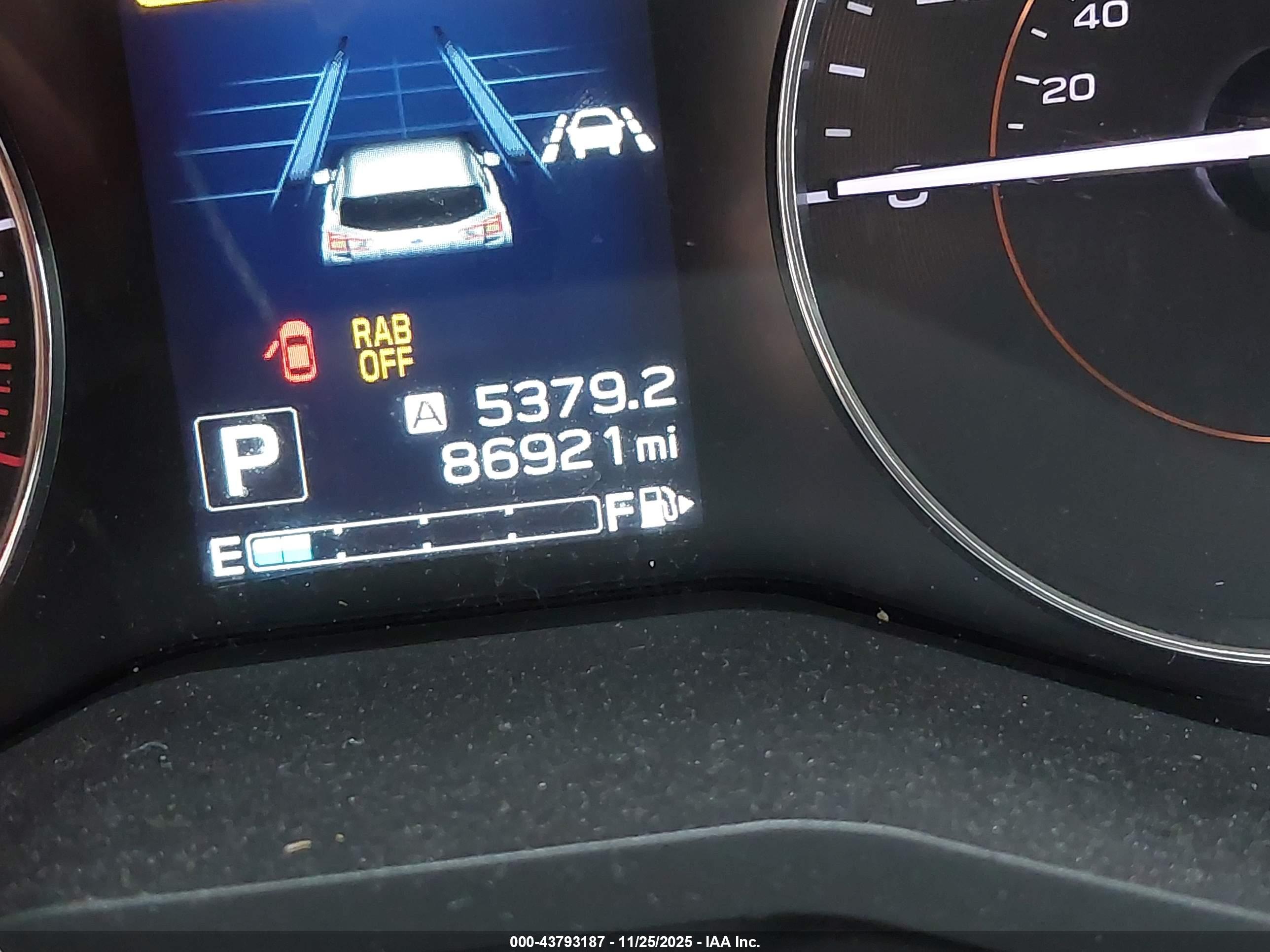 SUBARU CROSSTREK image 7