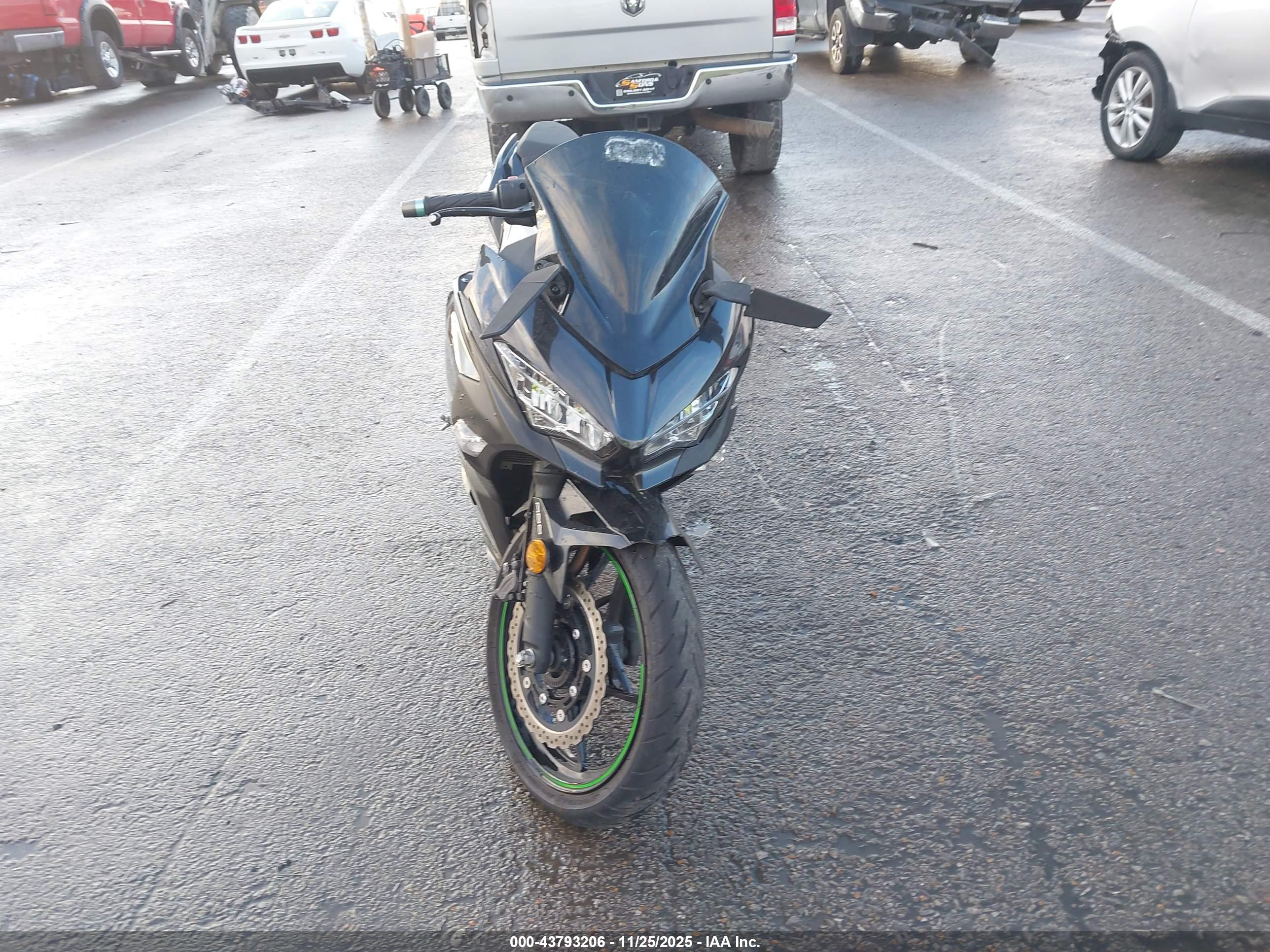 KAWASAKI EX400 image 5