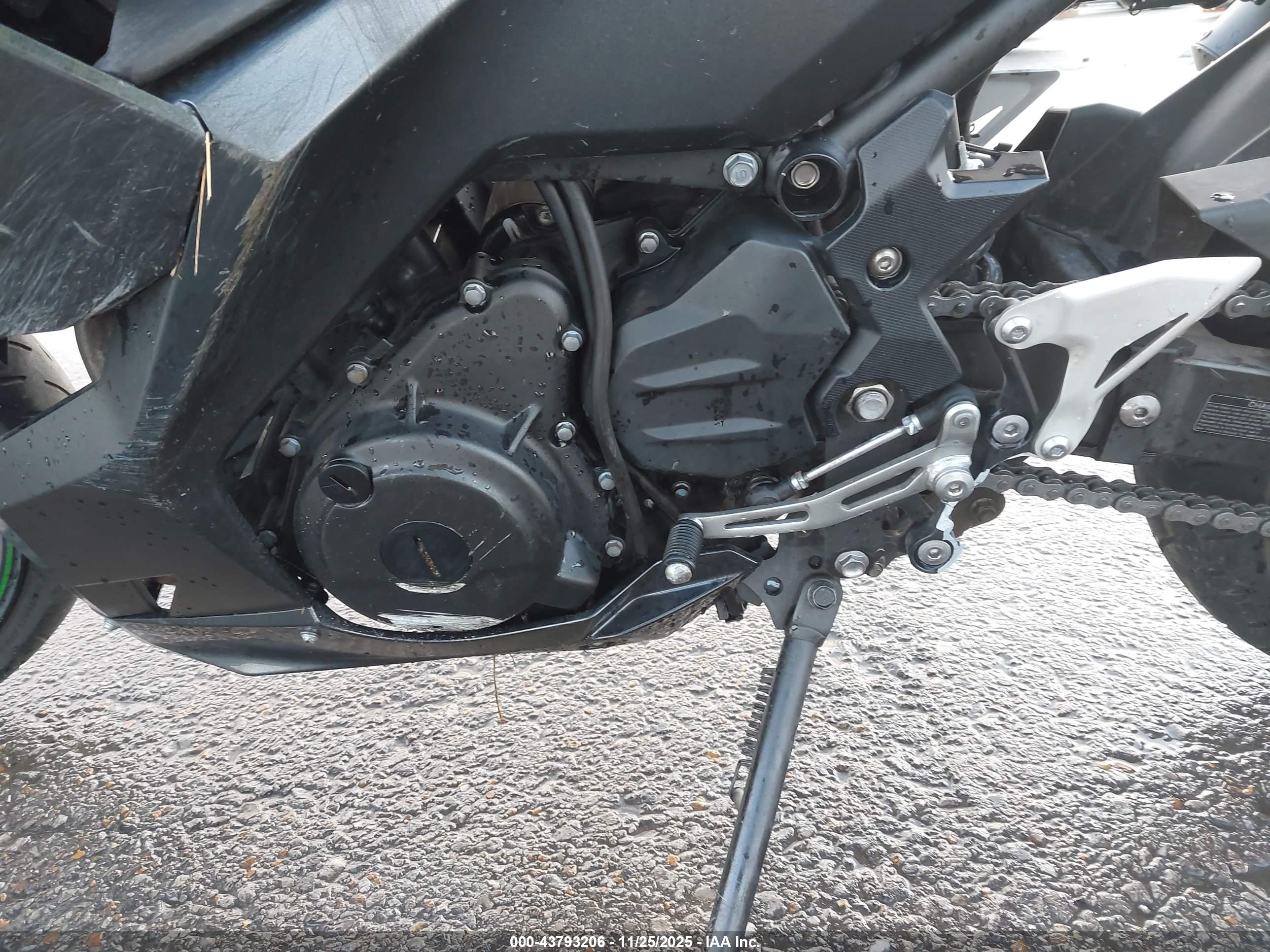 KAWASAKI EX400 image 9