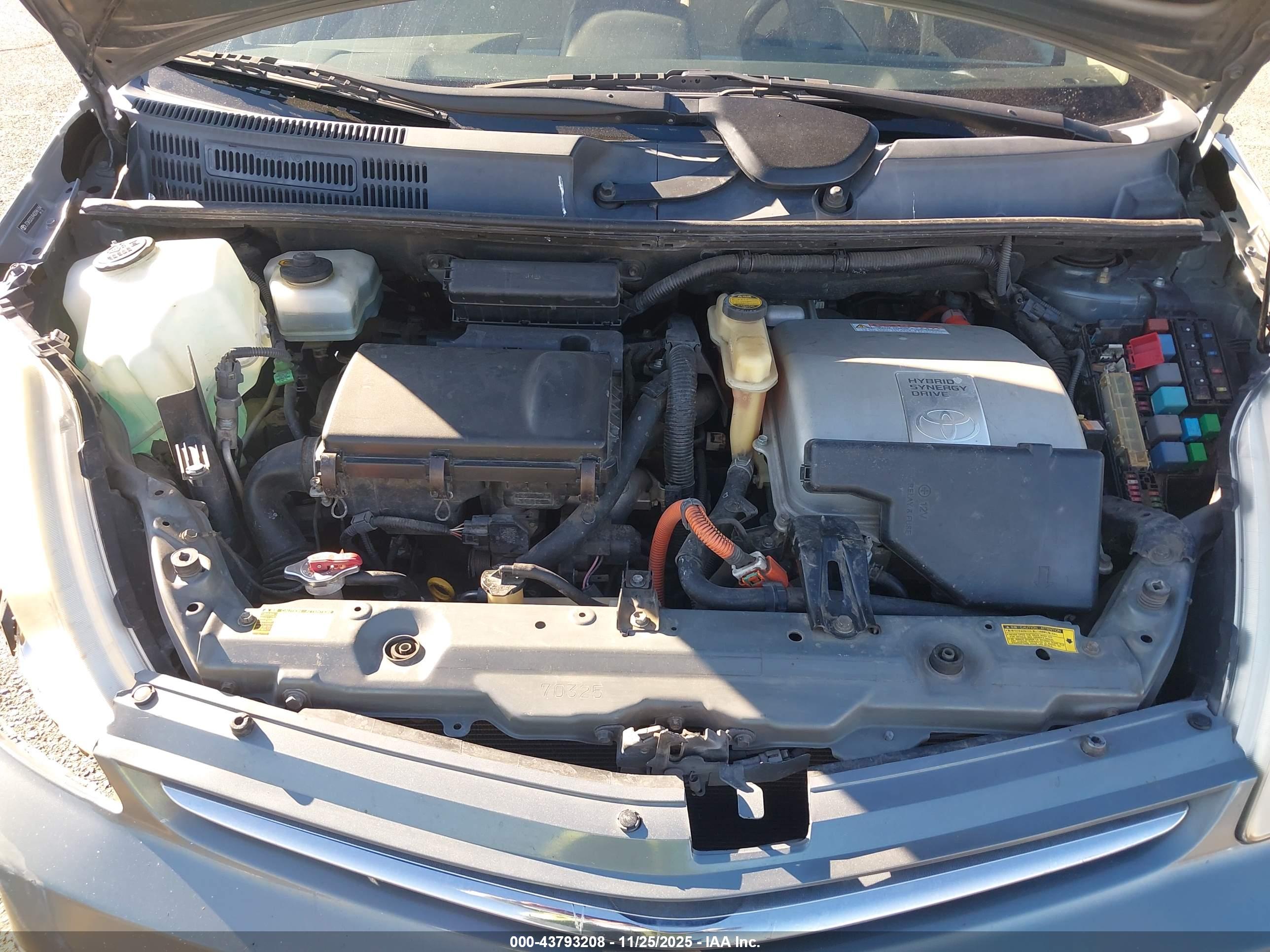 TOYOTA PRIUS image 10
