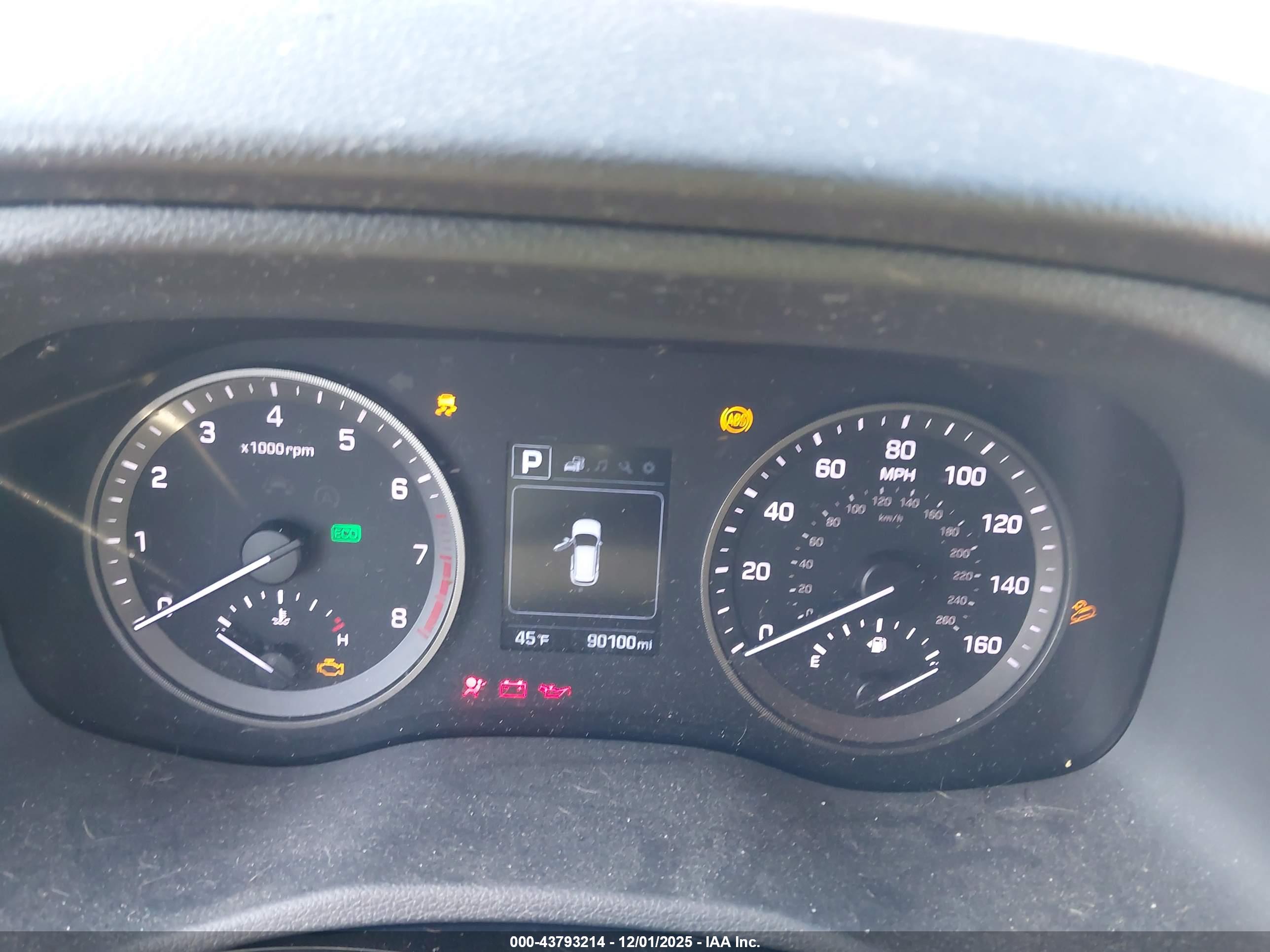 HYUNDAI TUCSON image 7