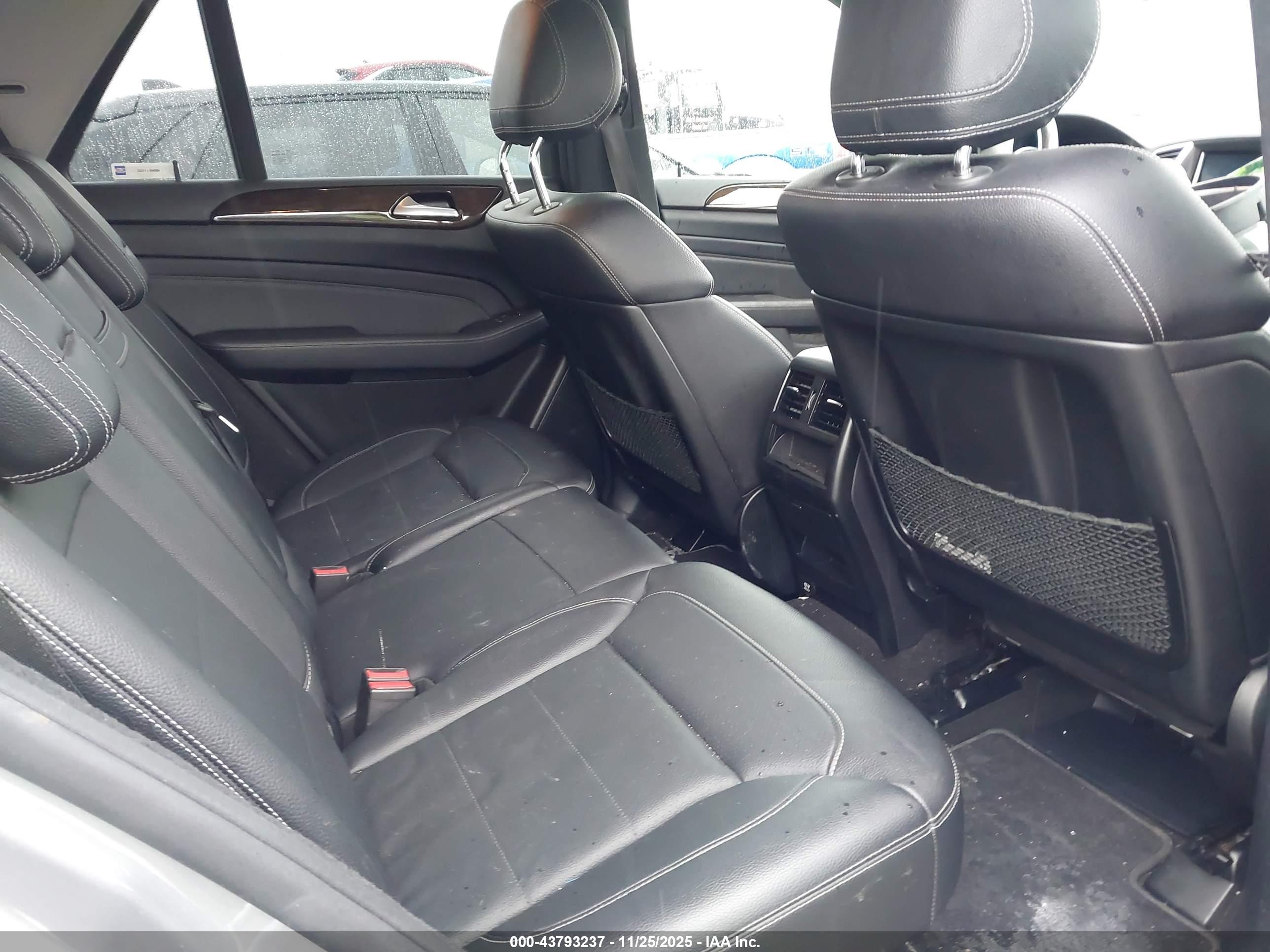 MERCEDES-BENZ ML image 8