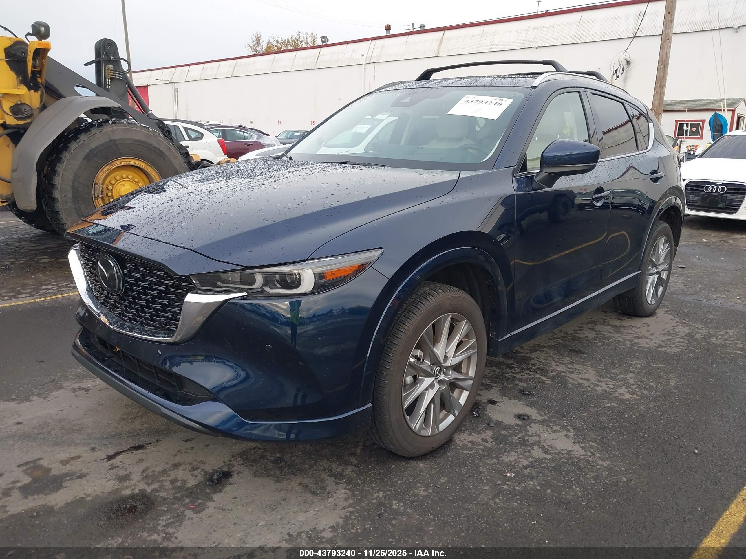 MAZDA CX-5 image 2