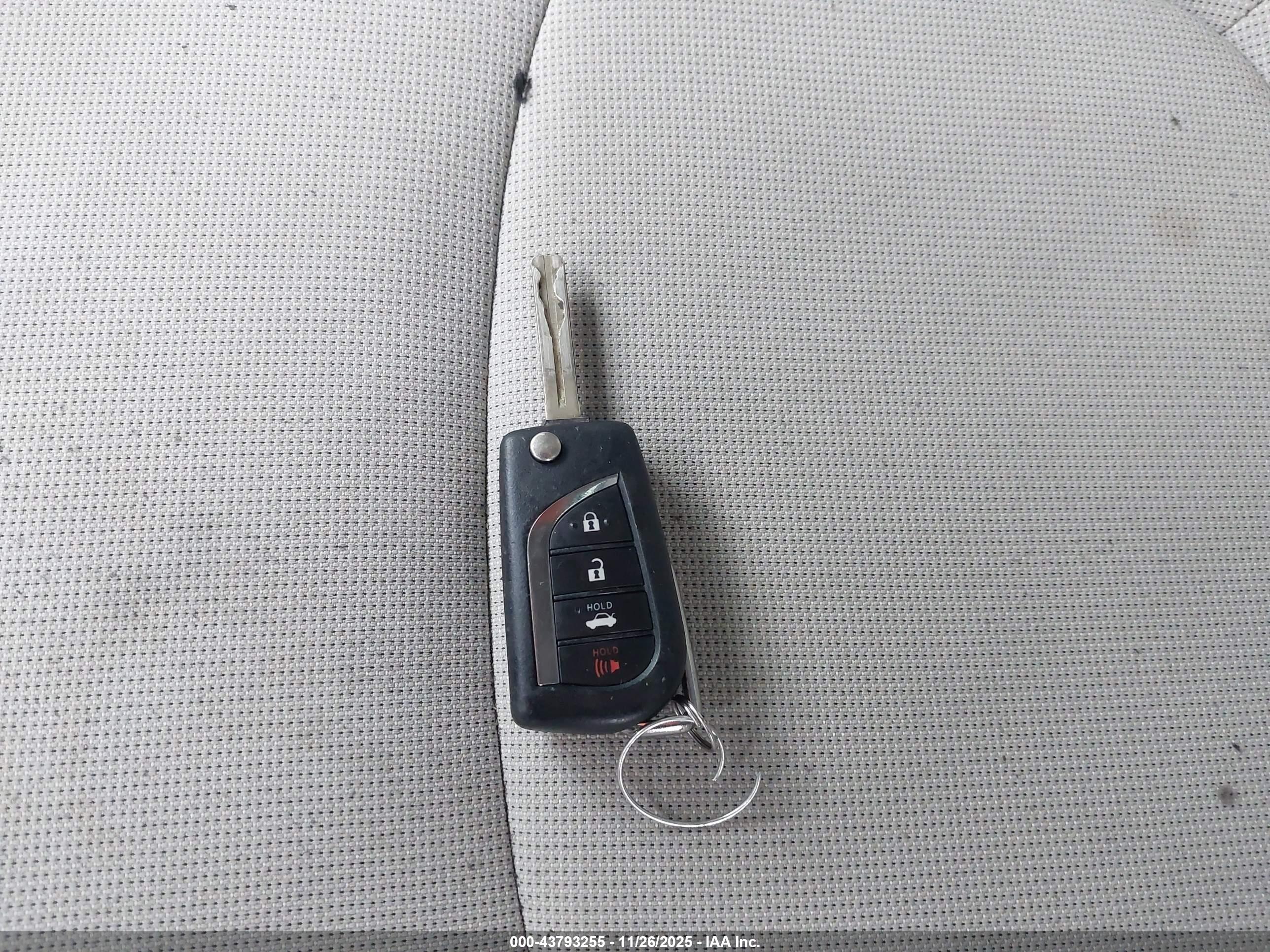 TOYOTA COROLLA image 11
