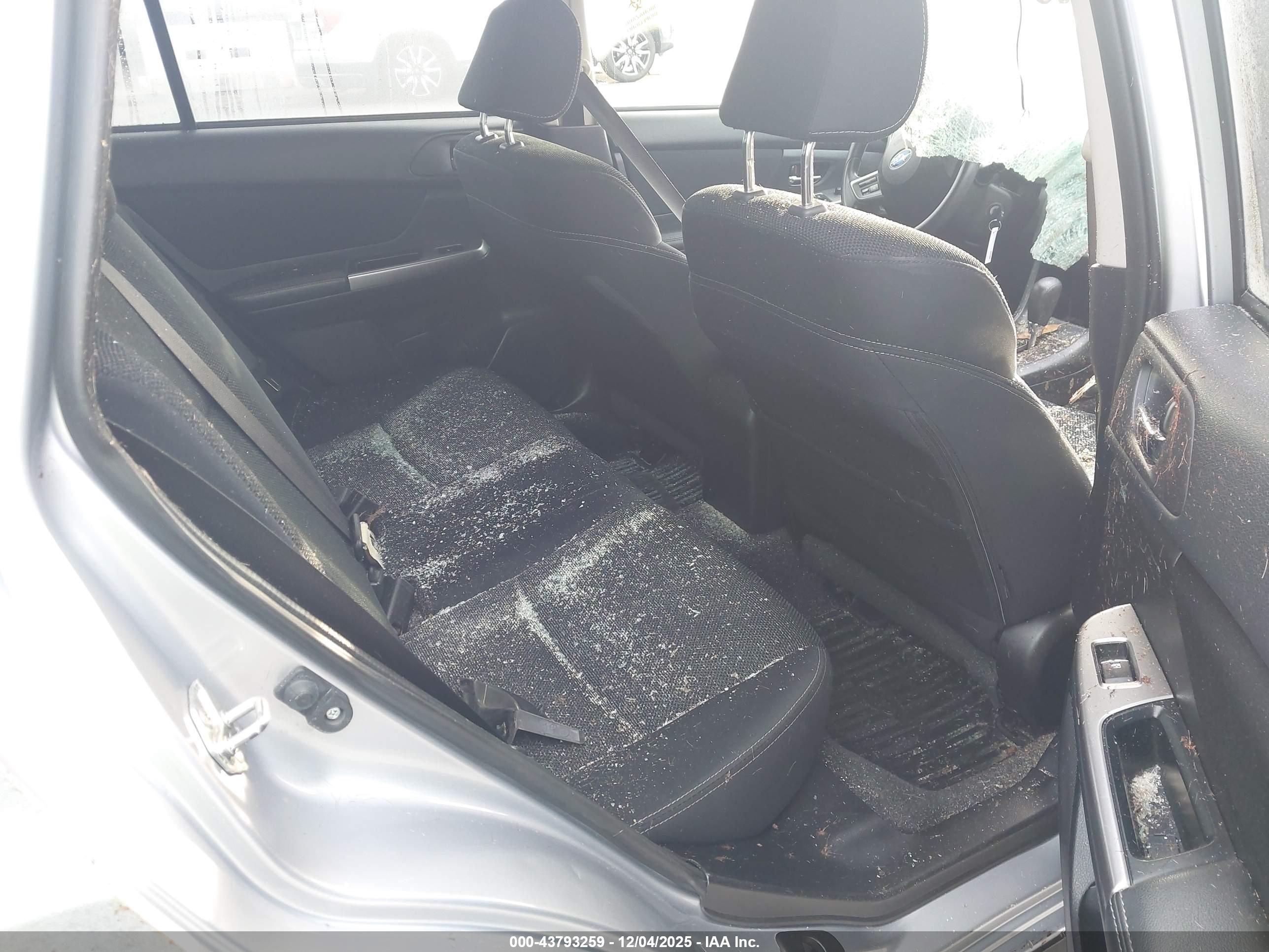 SUBARU XV image 8