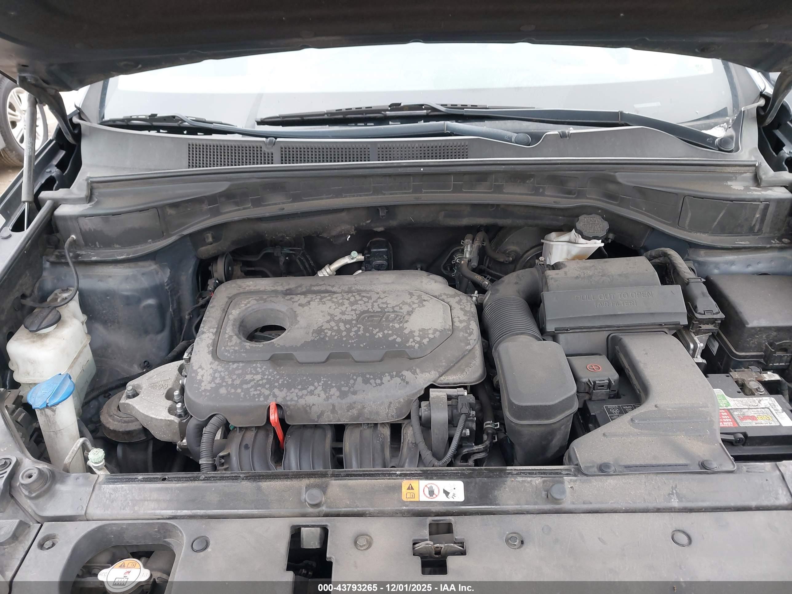 HYUNDAI SANTA image 10