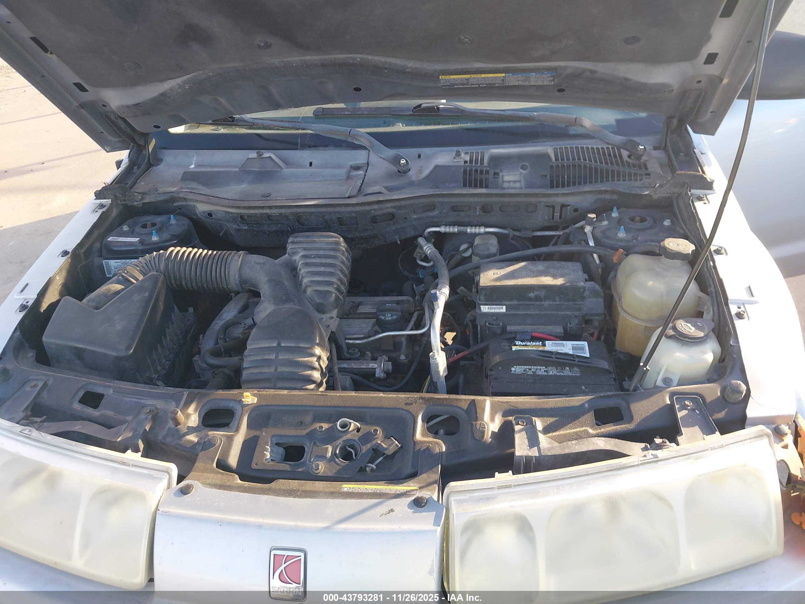 SATURN VUE image 10