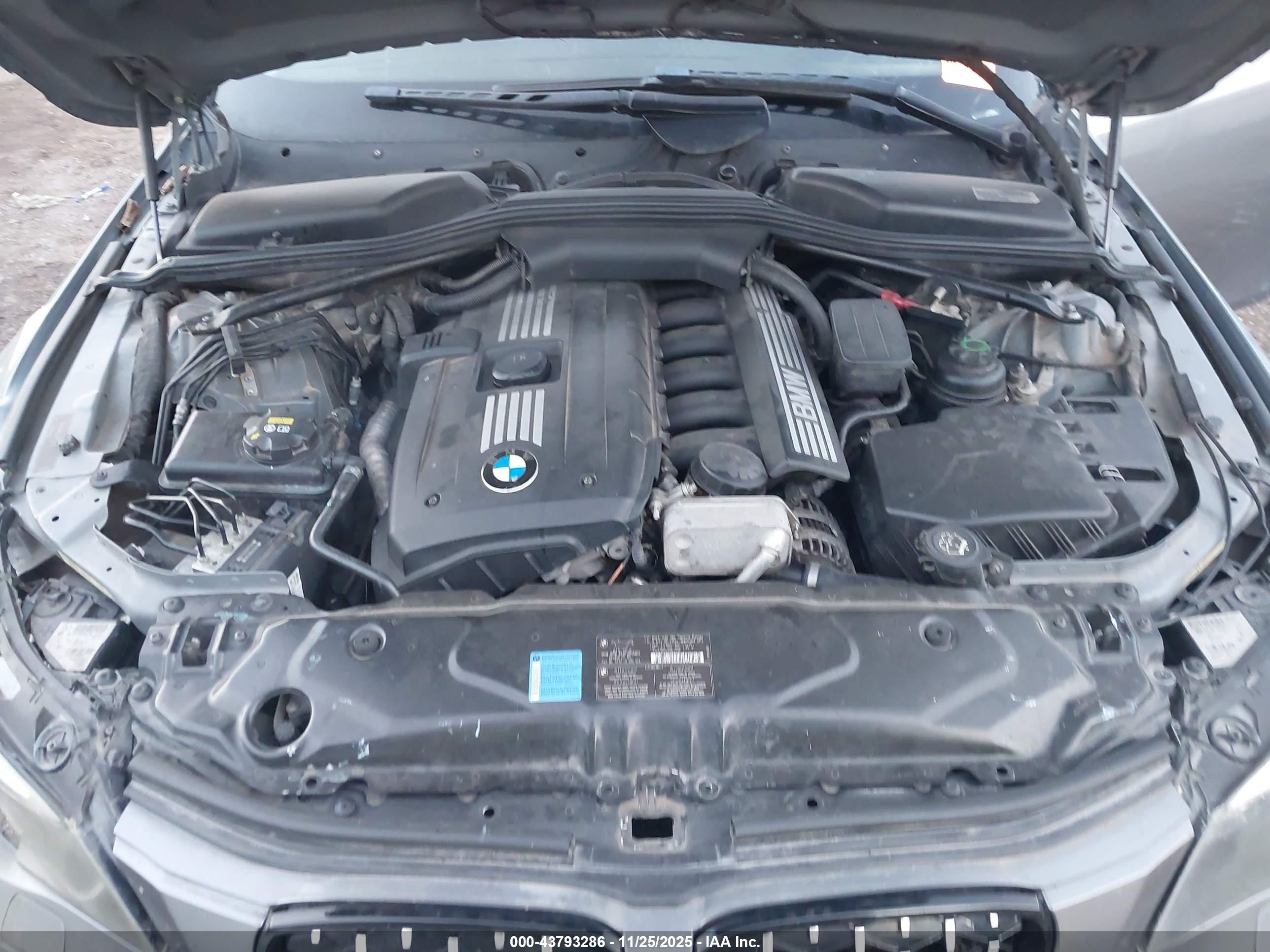 BMW 528I image 10