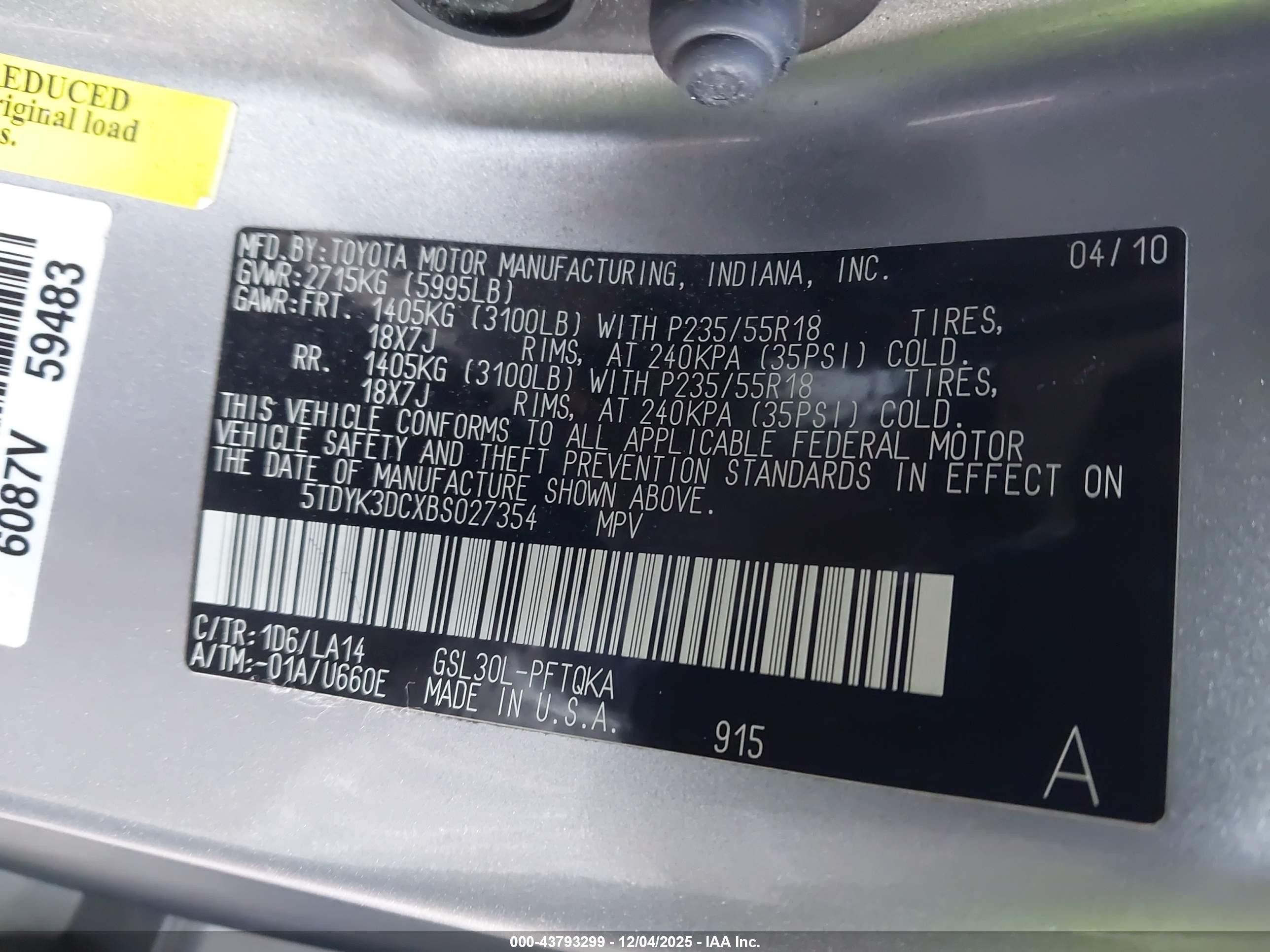 TOYOTA SIENNA image 9