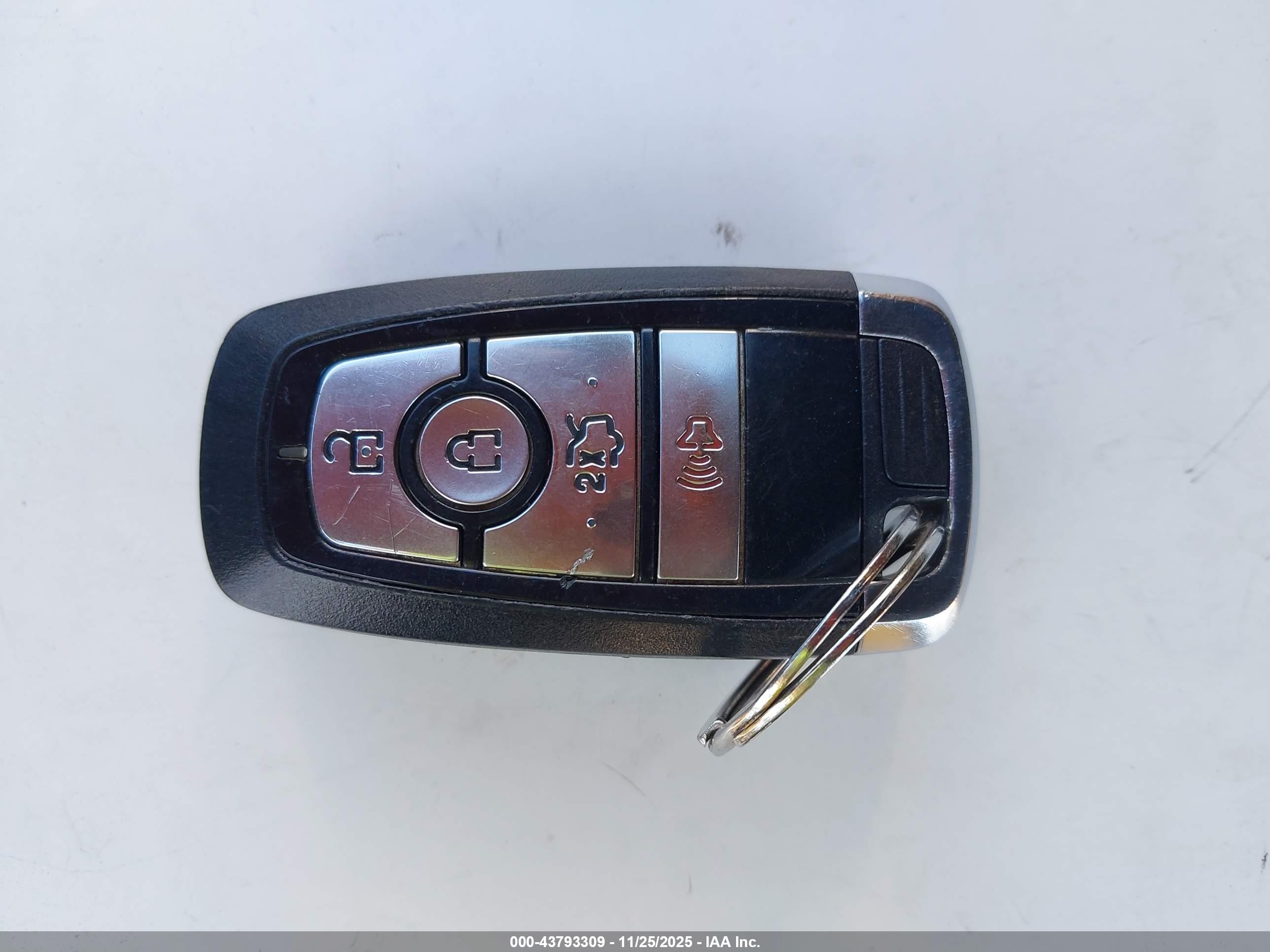 FORD MUSTANG image 11