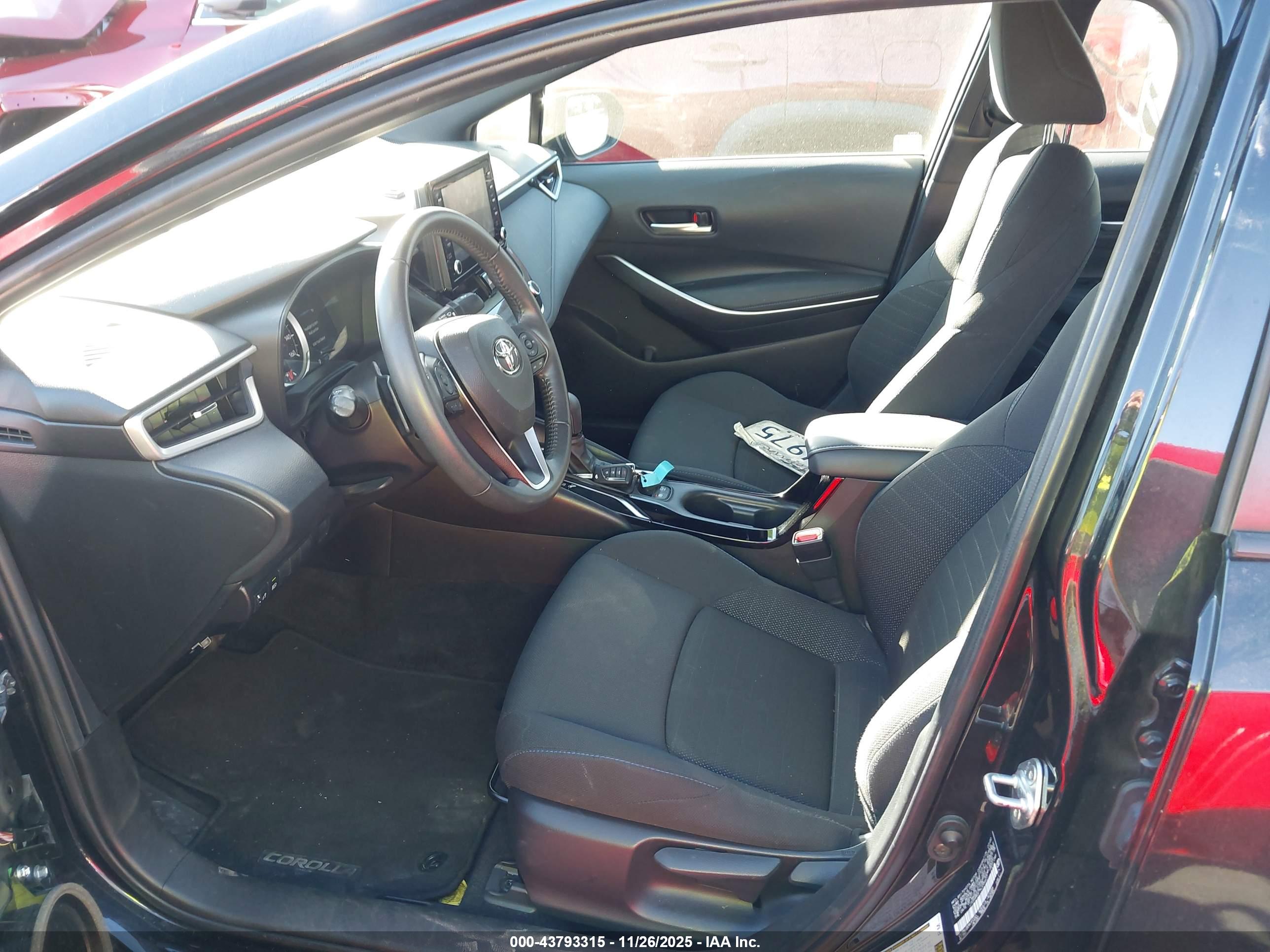 TOYOTA COROLLA image 5