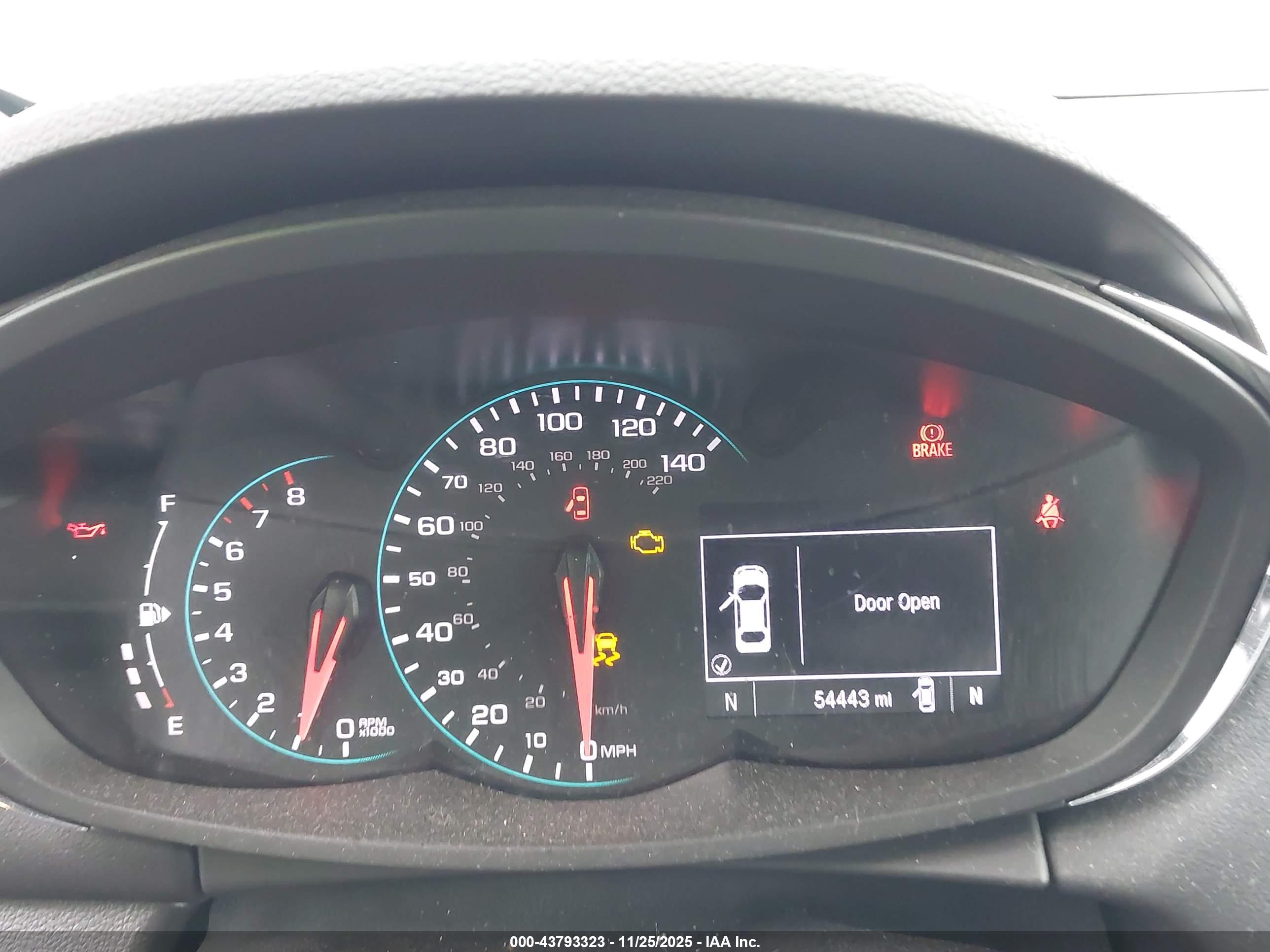 CHEVROLET TRAX image 7
