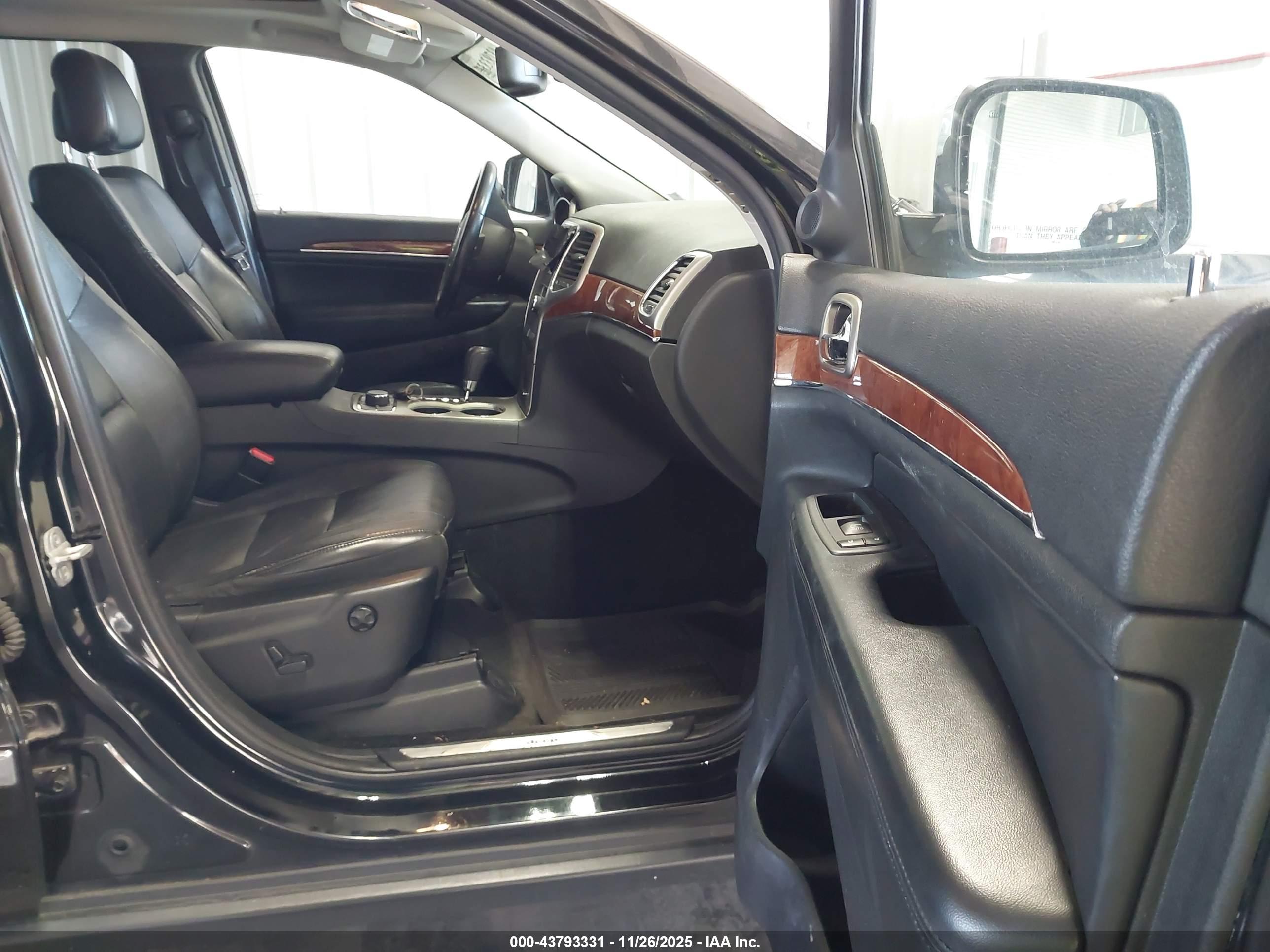 JEEP GRAND image 5