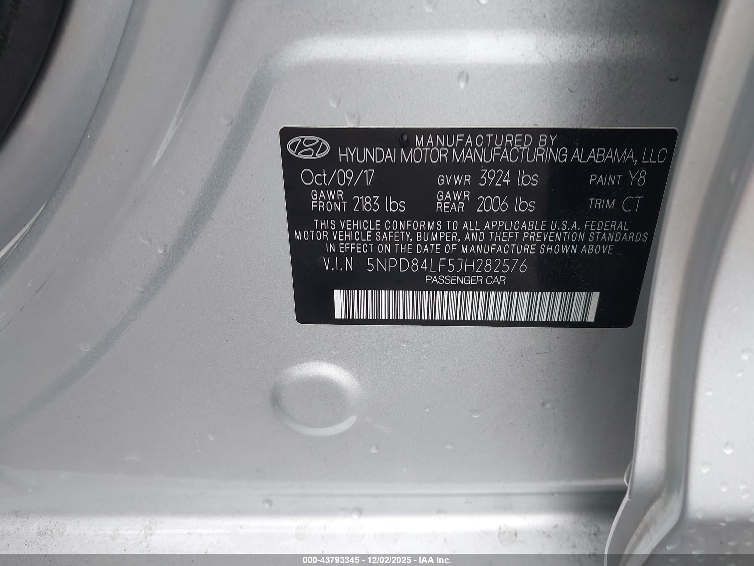 HYUNDAI ELANTRA image 9