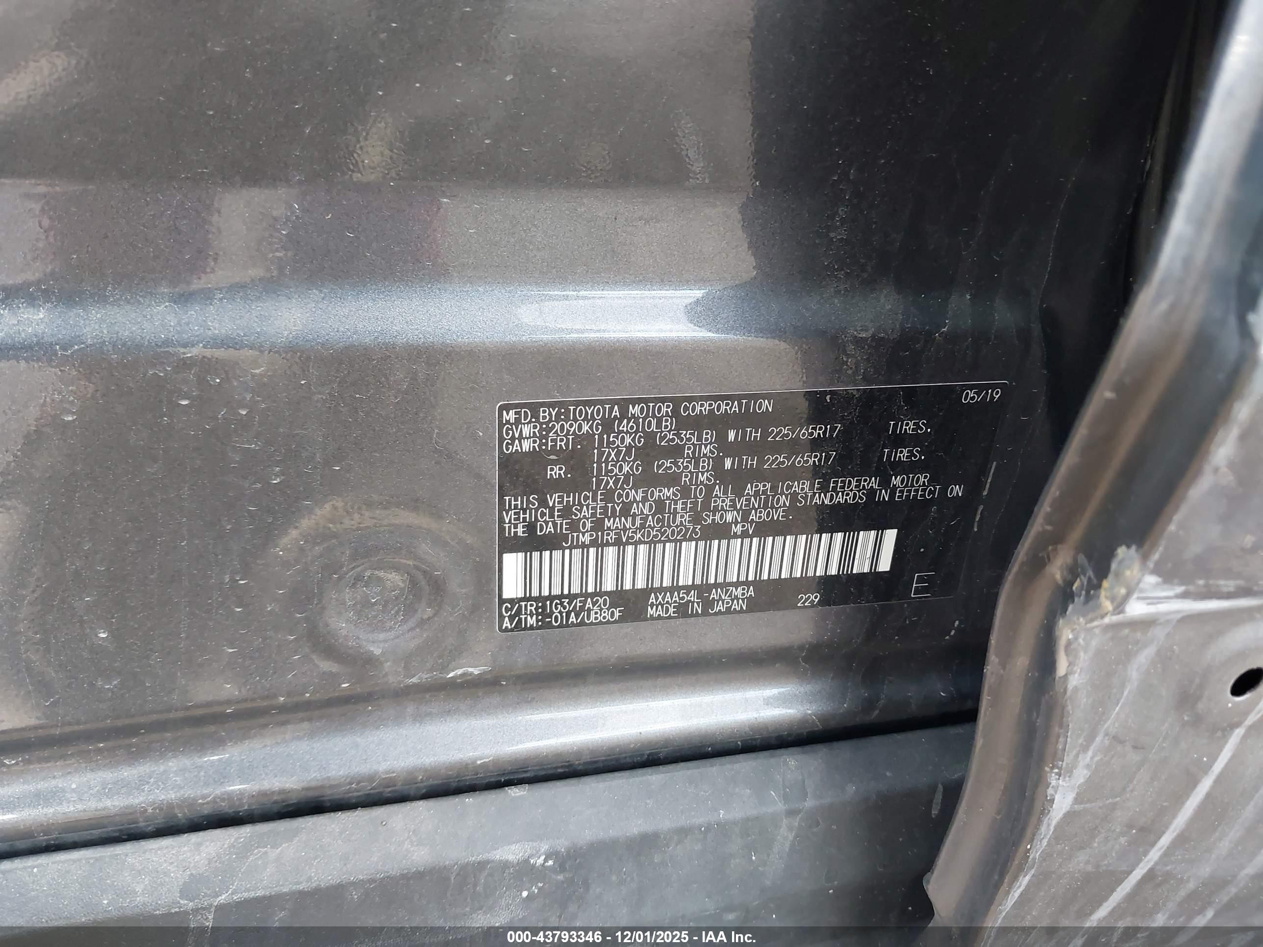 TOYOTA RAV4 image 9