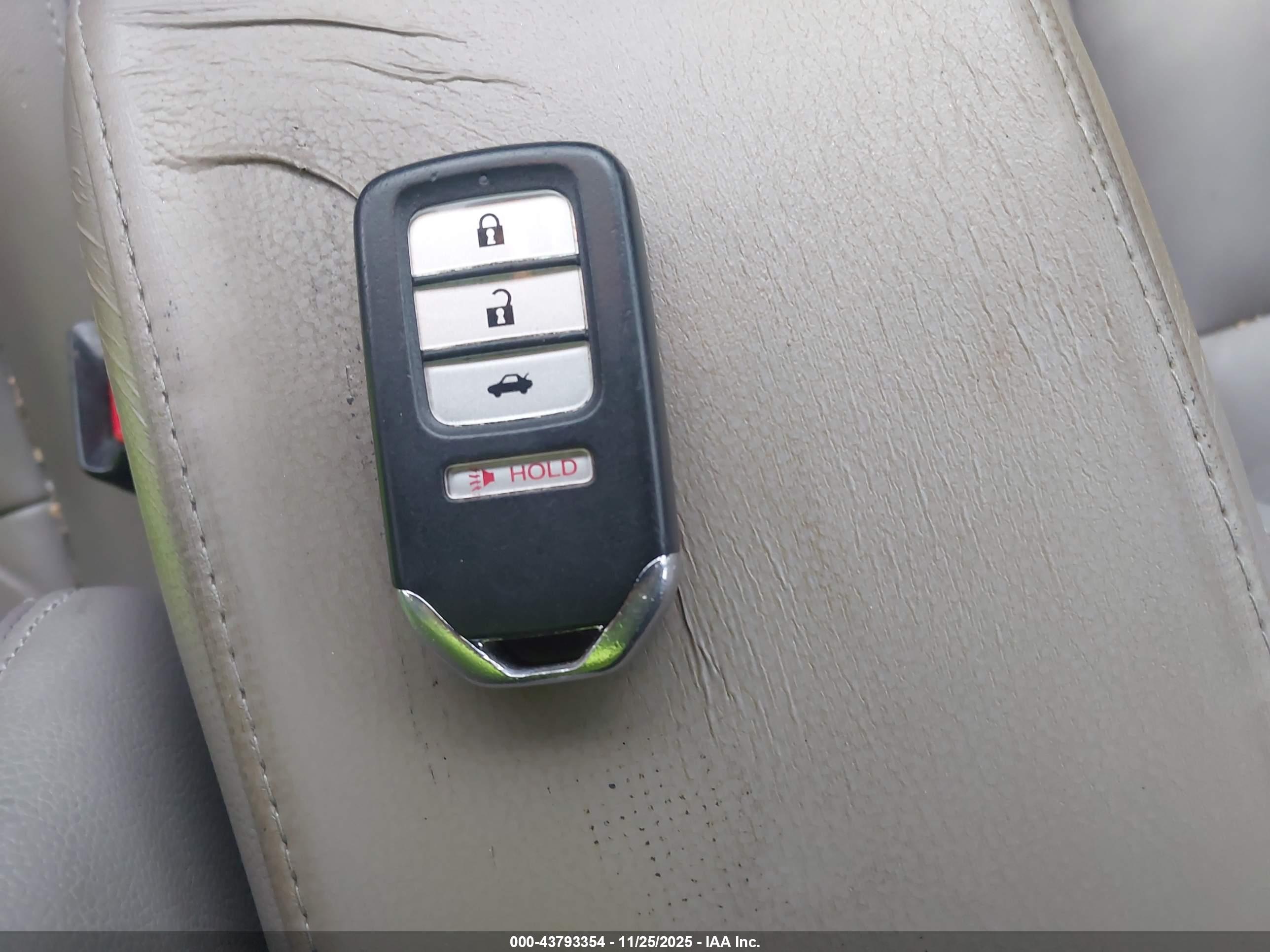 HONDA CIVIC image 11