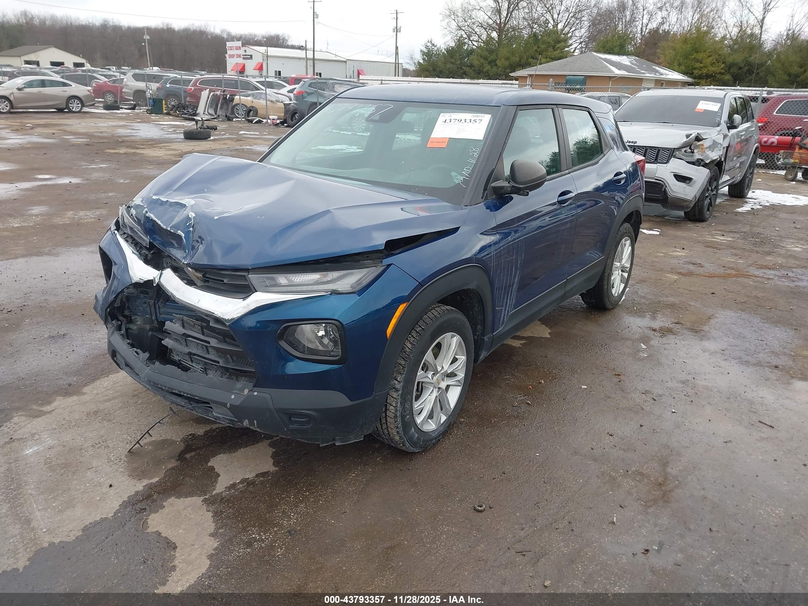 CHEVROLET TRAILBLAZER image 2