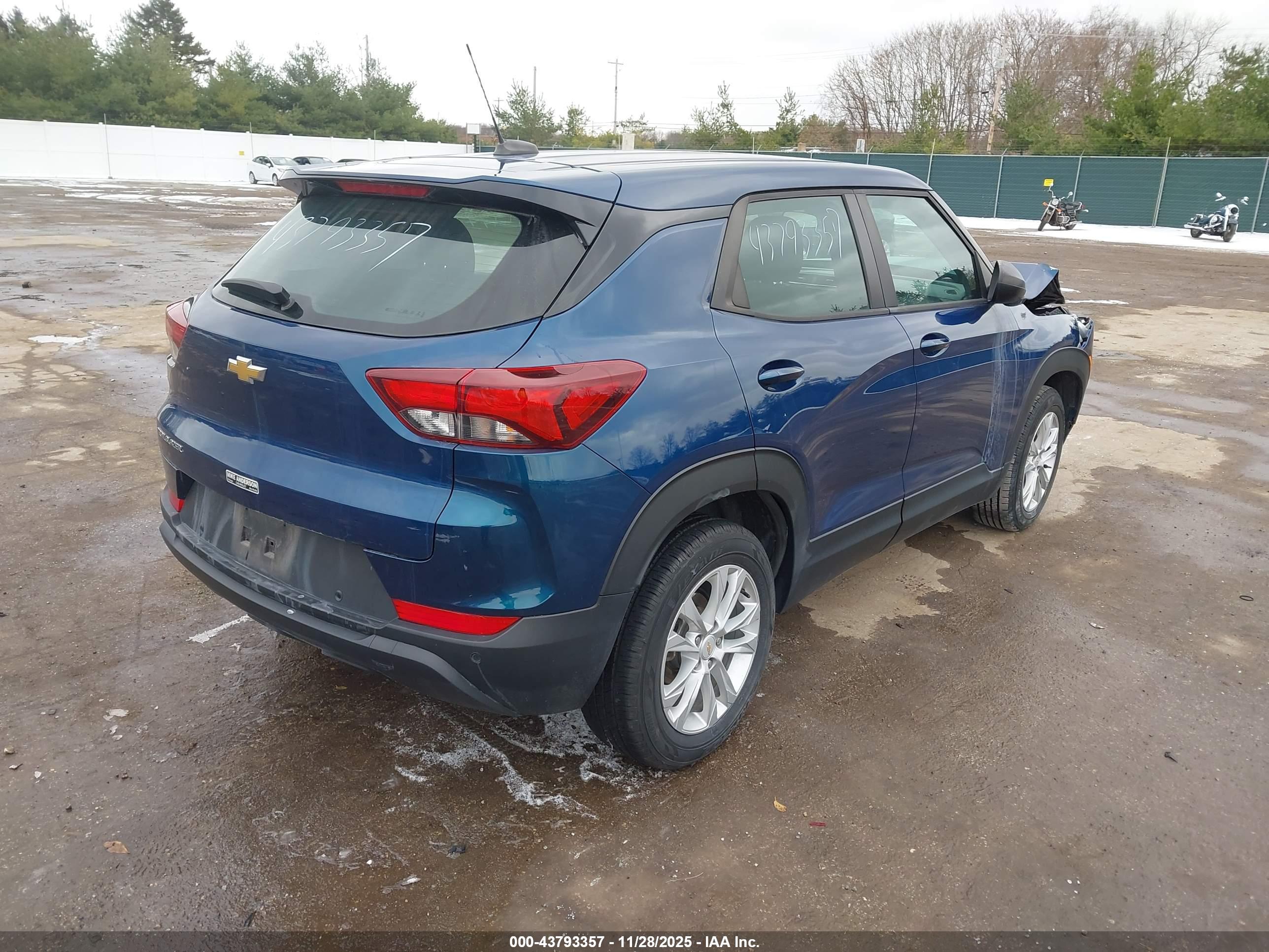 CHEVROLET TRAILBLAZER image 4