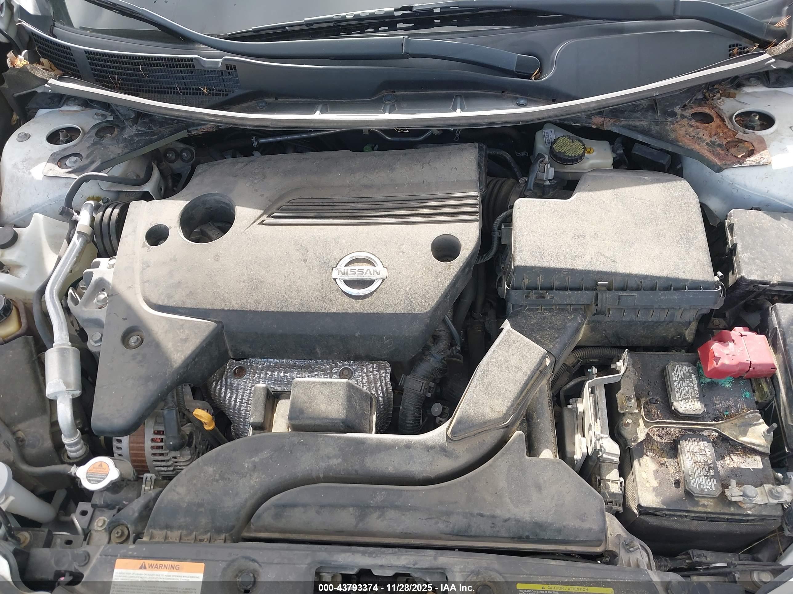 NISSAN ALTIMA image 10