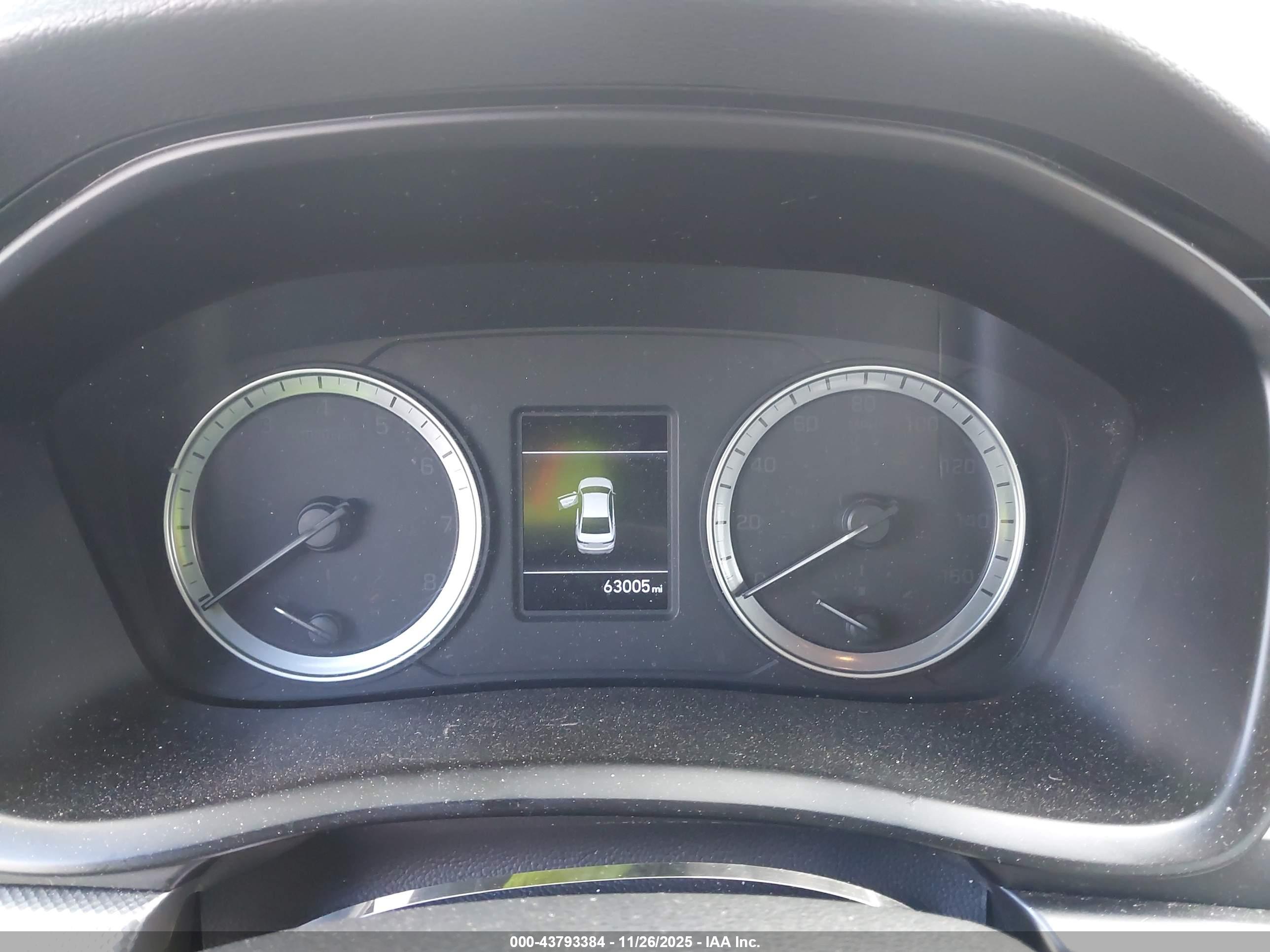 HYUNDAI SONATA image 7