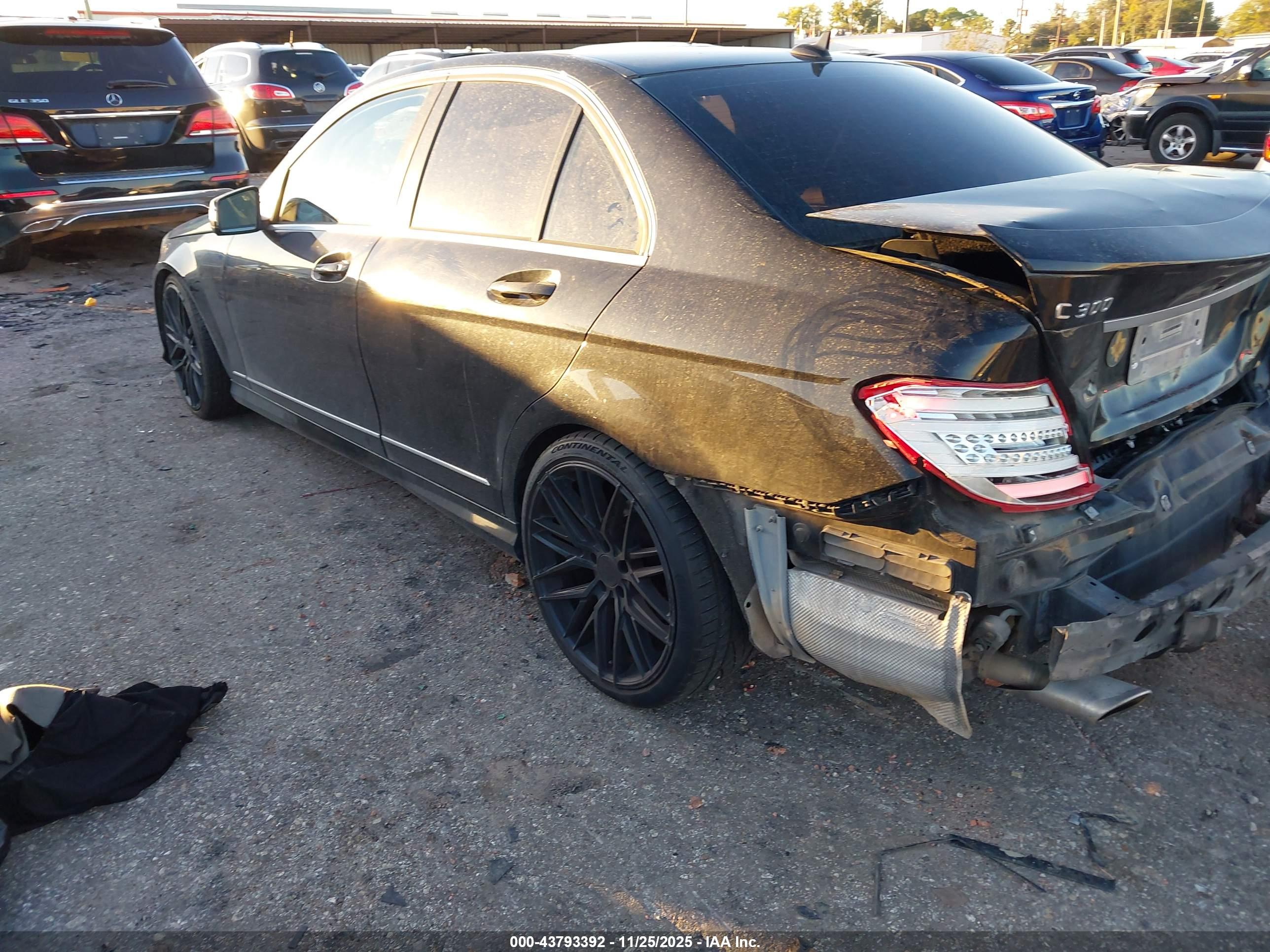 MERCEDES-BENZ C image 3