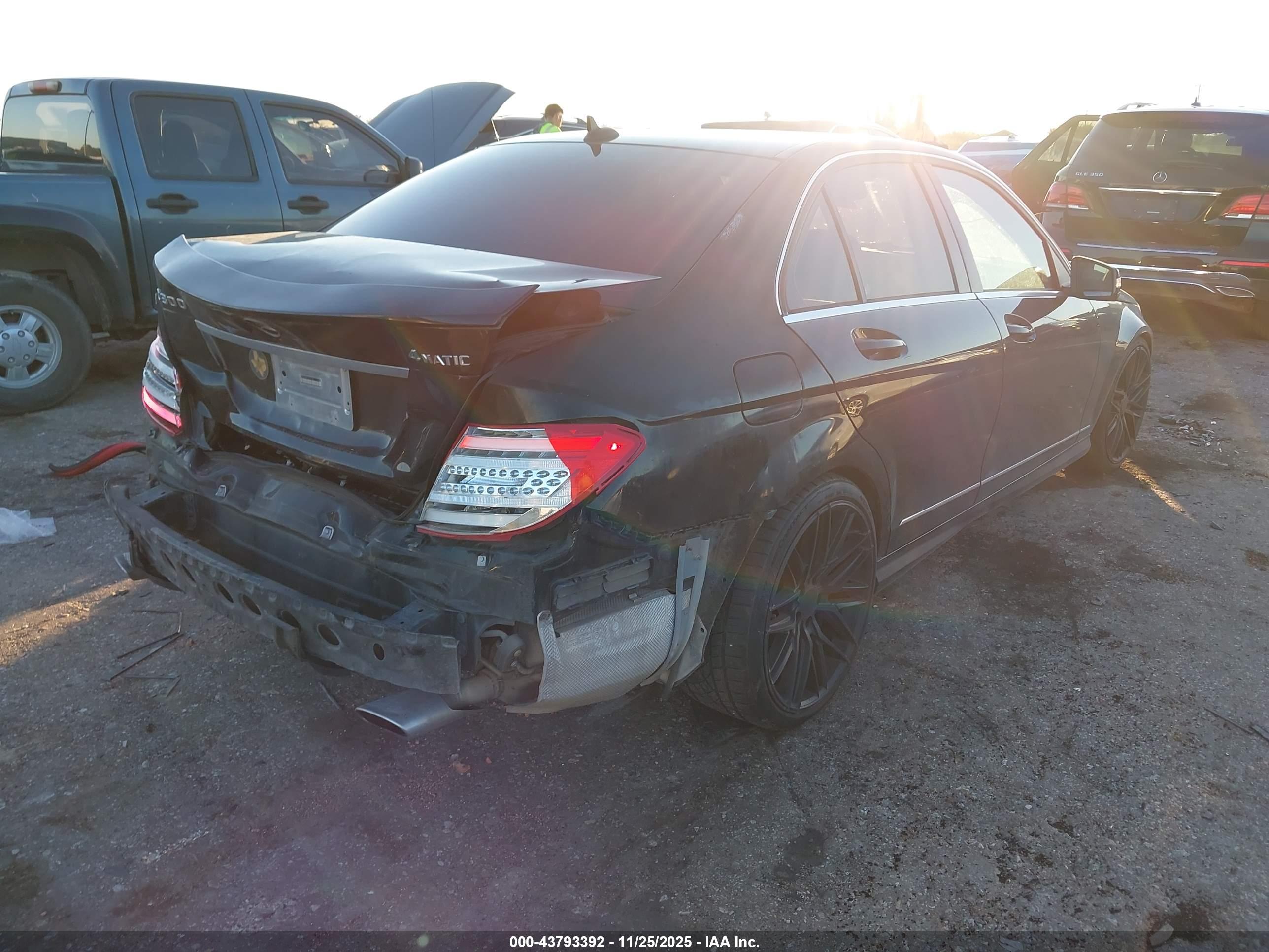 MERCEDES-BENZ C image 4
