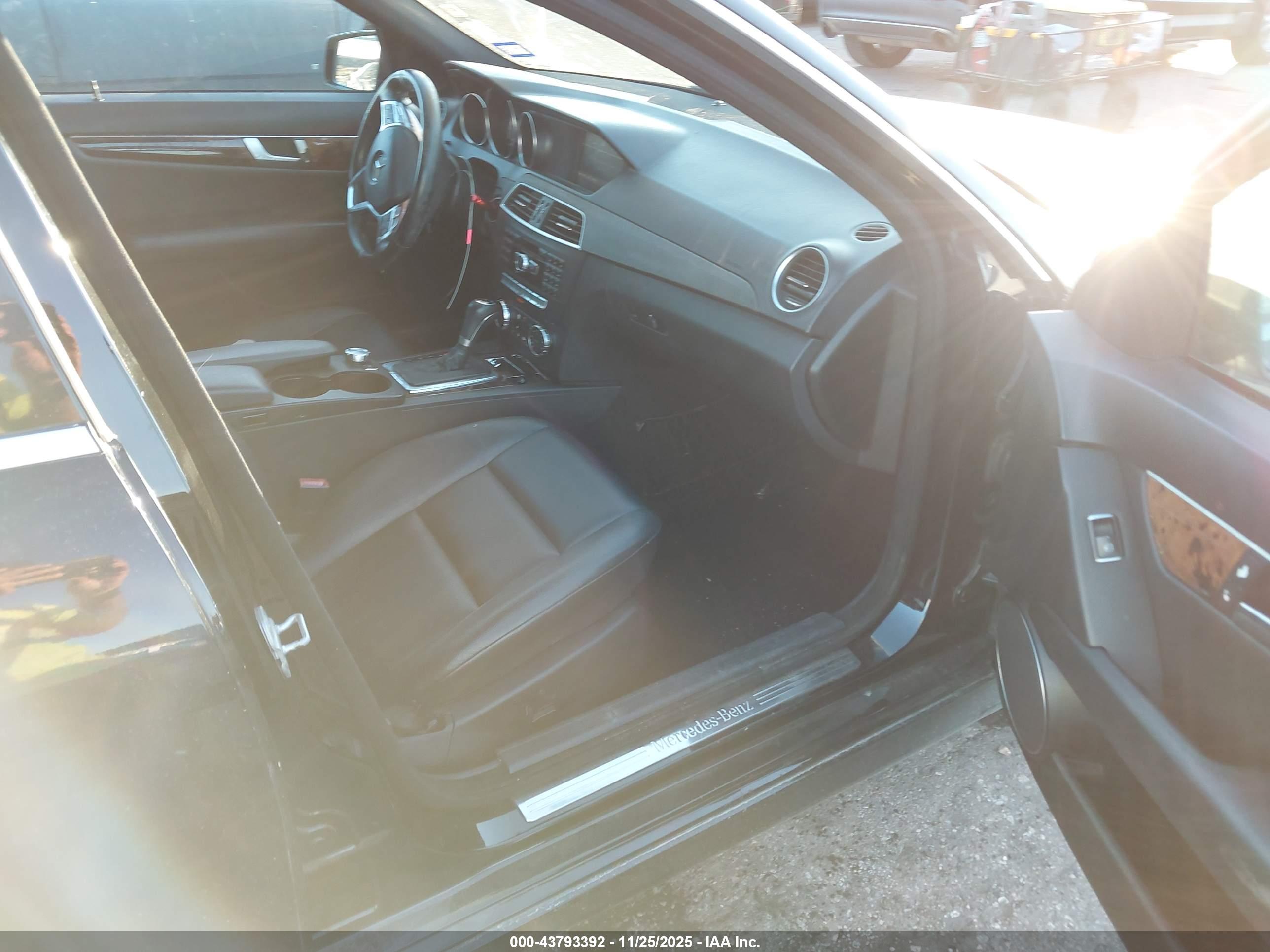 MERCEDES-BENZ C image 5