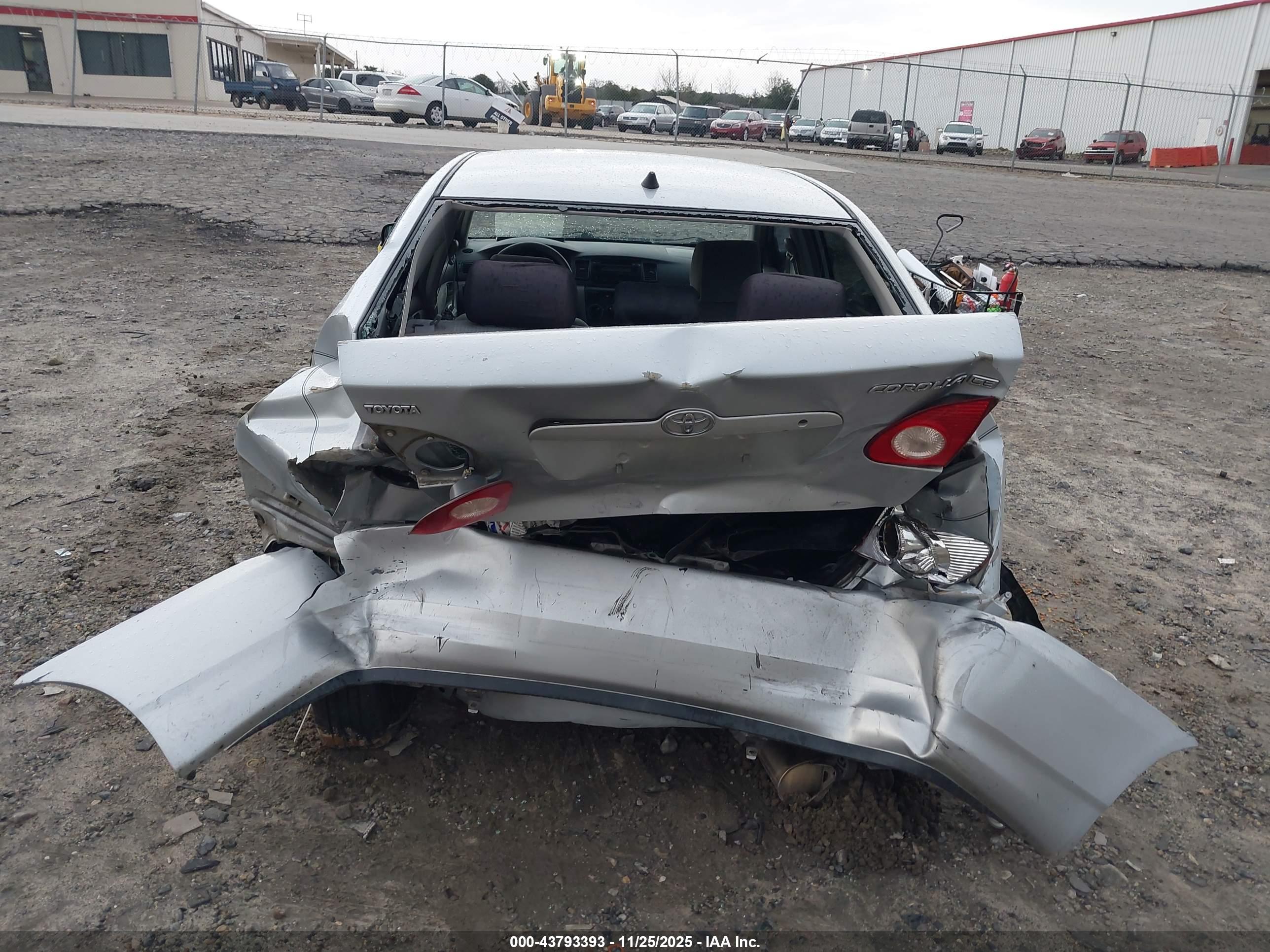 TOYOTA COROLLA image 6
