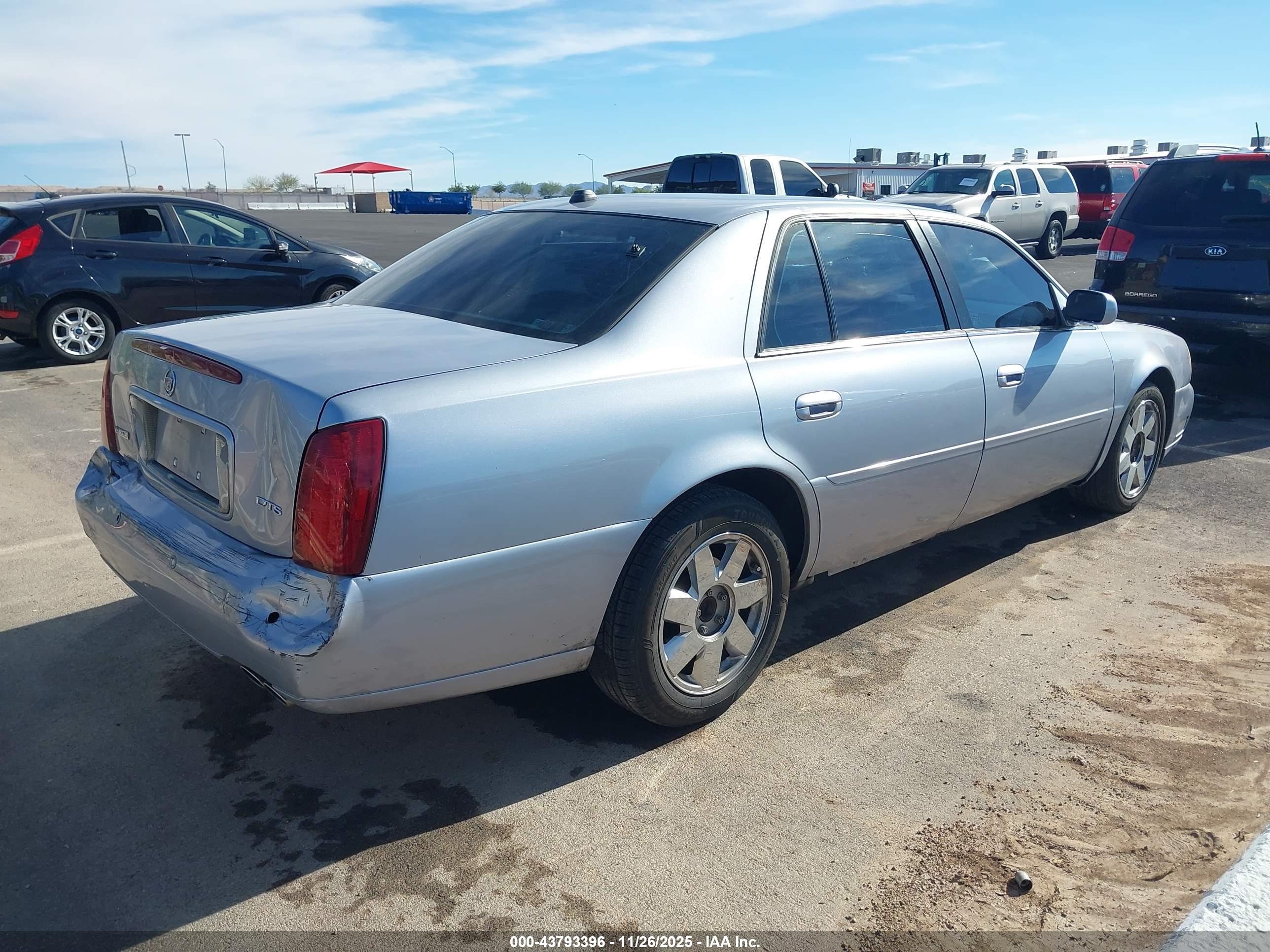 CADILLAC DEVILLE image 4