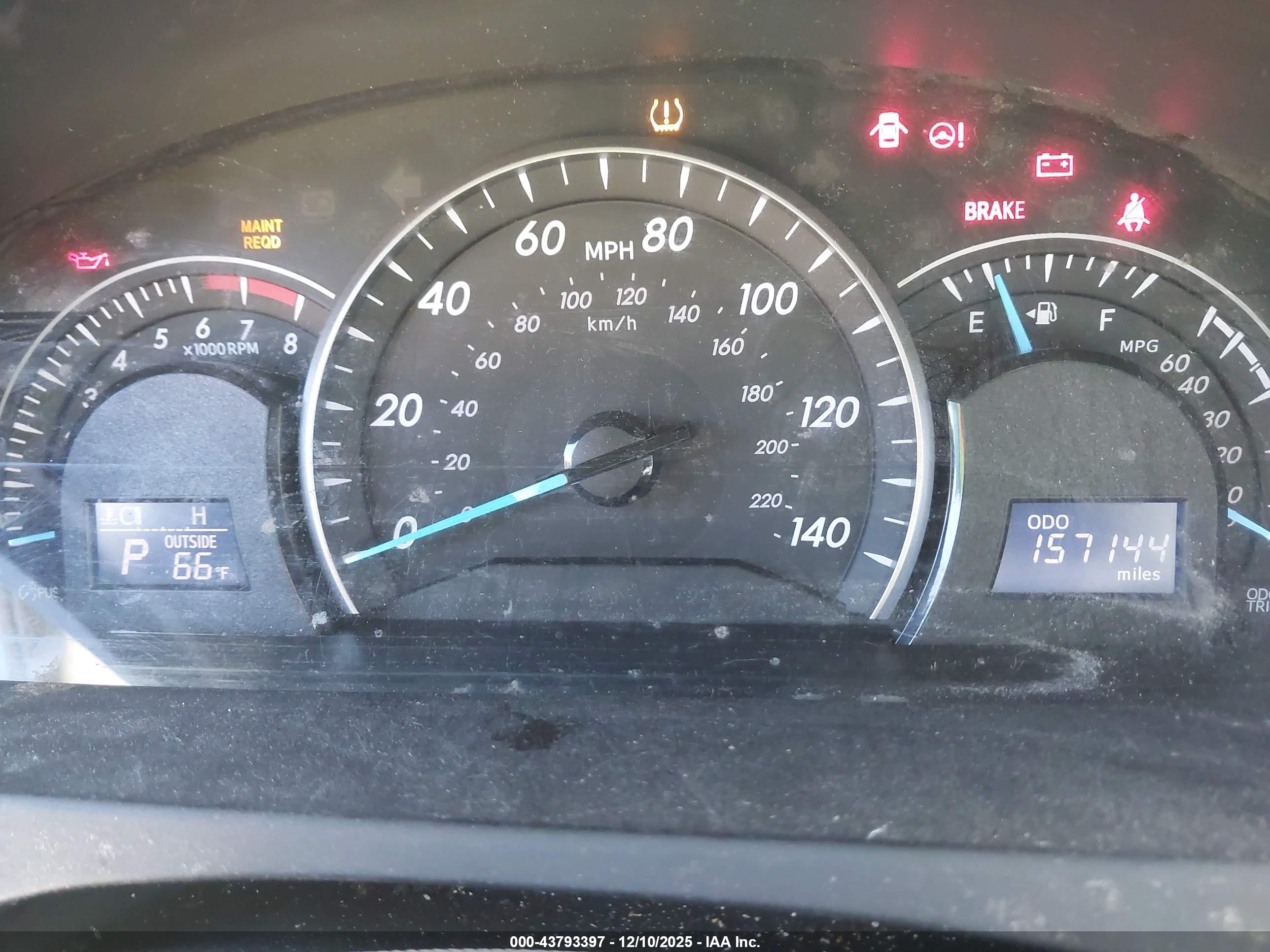 TOYOTA CAMRY image 7